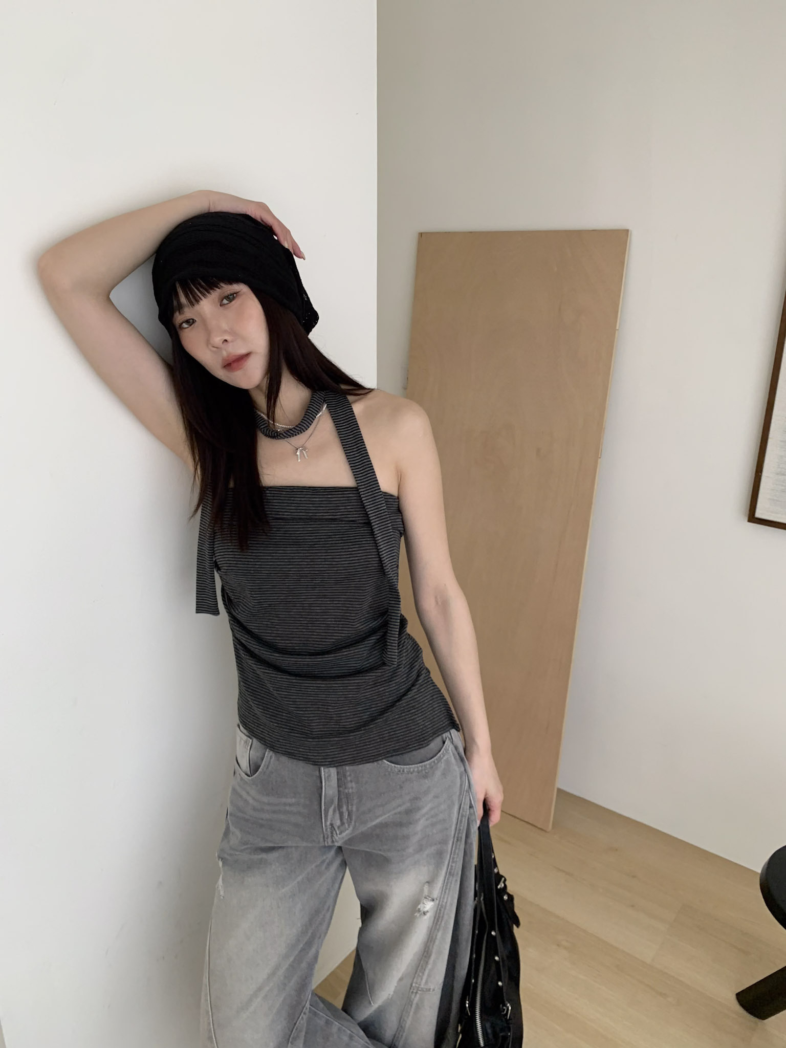 ISA_條紋不膩! (附繞脖)一字小翻領平口上衣_63098