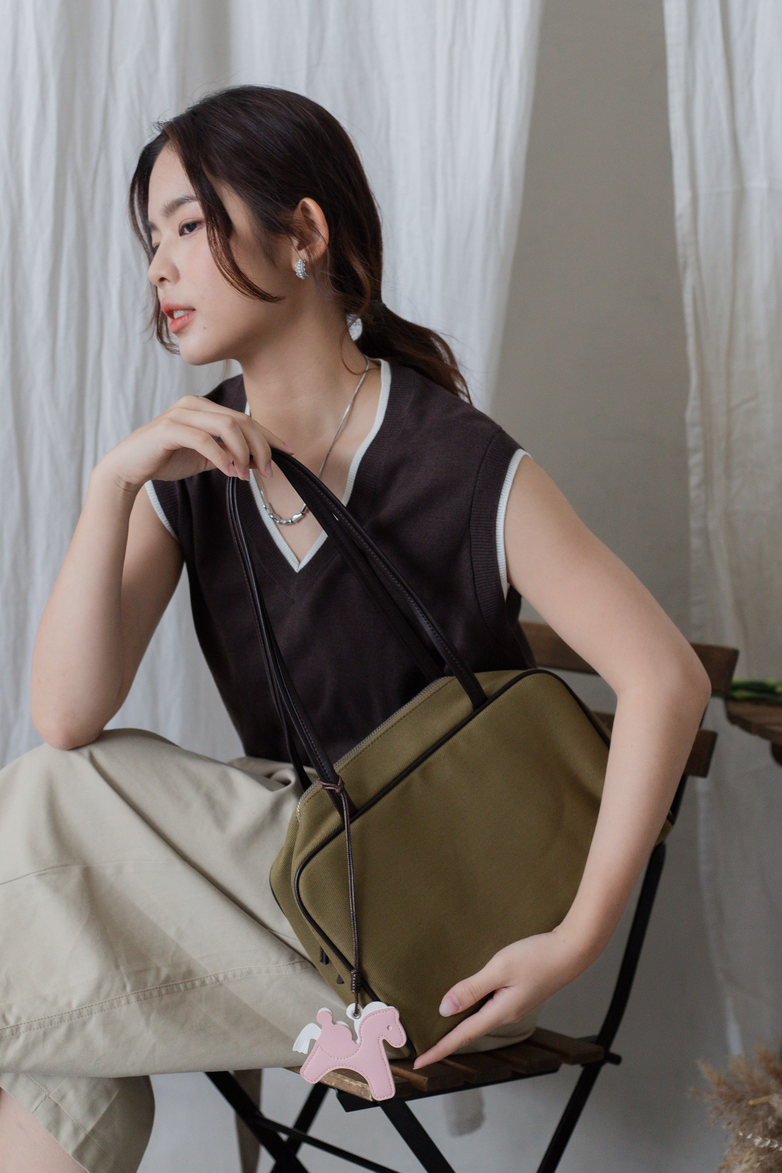Sianna Bowler Shoulder Bag Olive -D142OLI