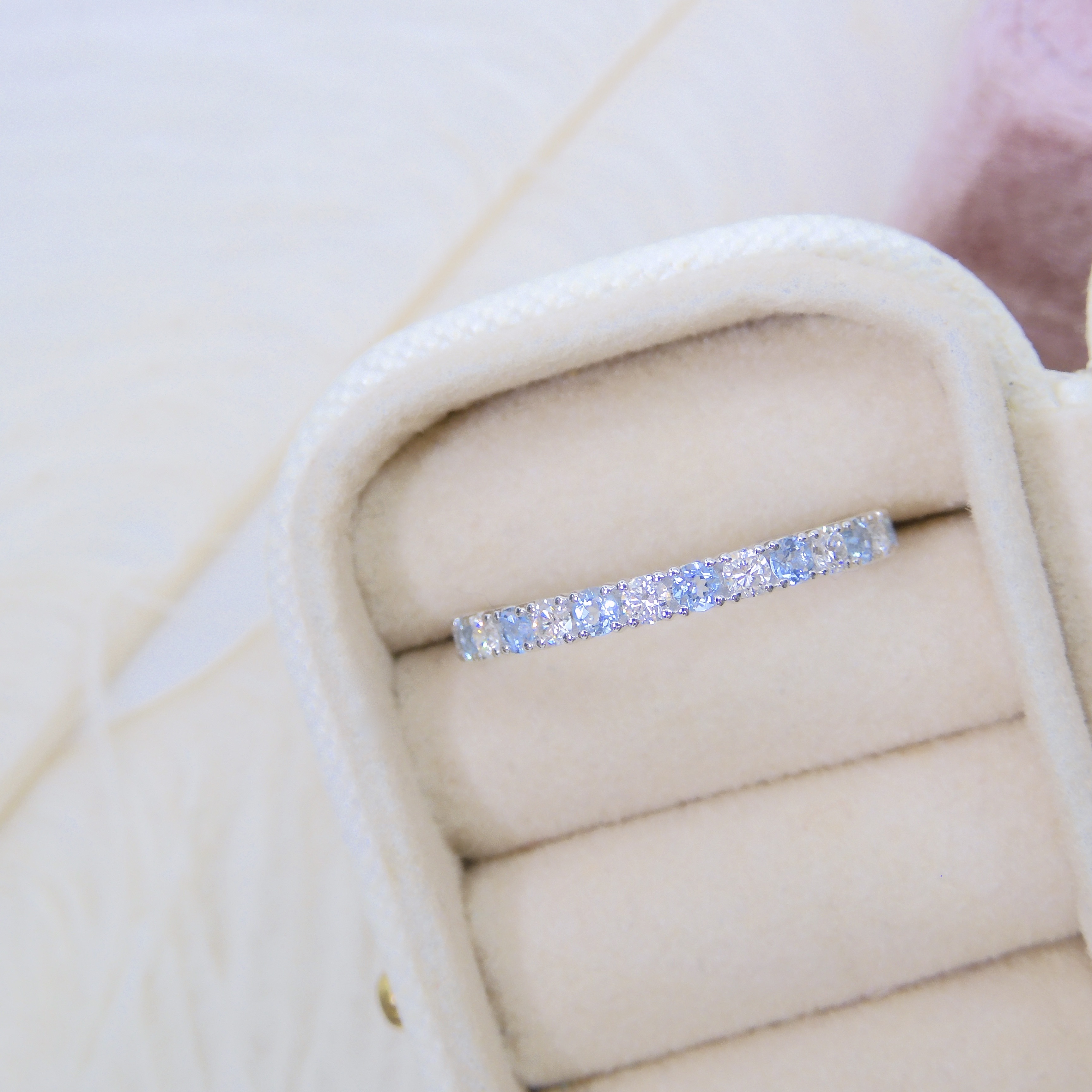 18K金 托帕石配鑽石戒指