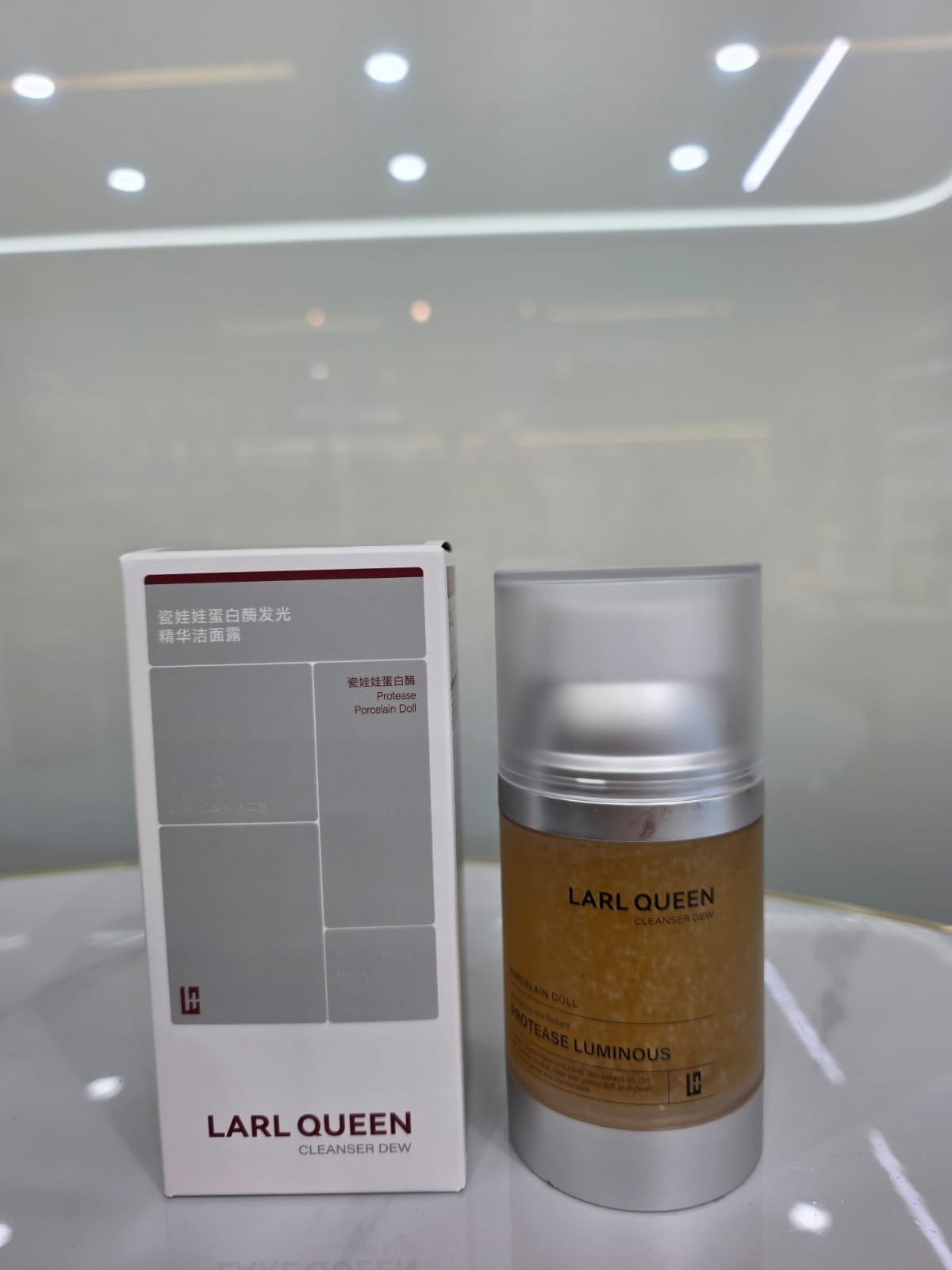 4 LUMINOUS ESSENCE CLEANSER DEW UPGRADED VERSION