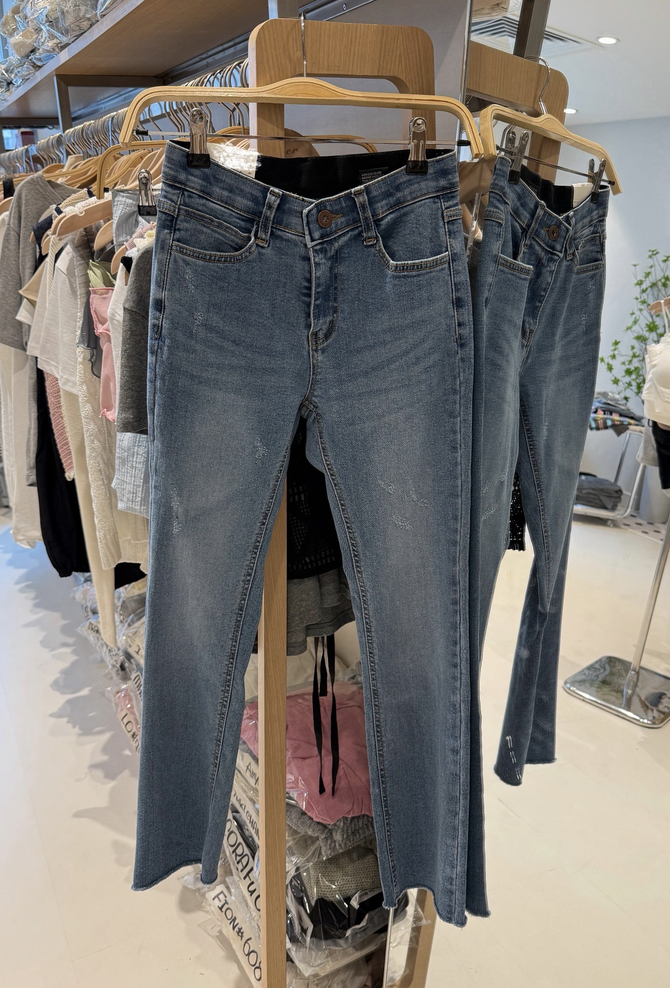 #691  8分腳Skinny Jeans