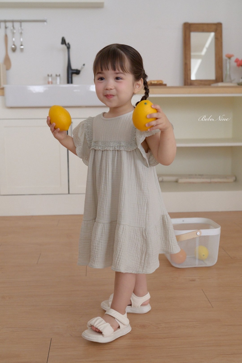 正韓夏bebenine 小童雕花袖洋裝