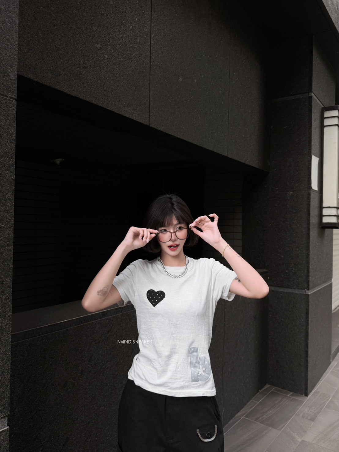 韓國 BAUF 天使之翼 修身短T 四色