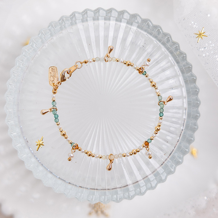 守護花 • 金牛座 • 海芋 – 綠水晶 – 手鍊