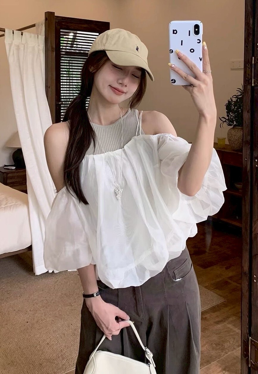 坑紋棉背心+光澤彭澎吊帶背心