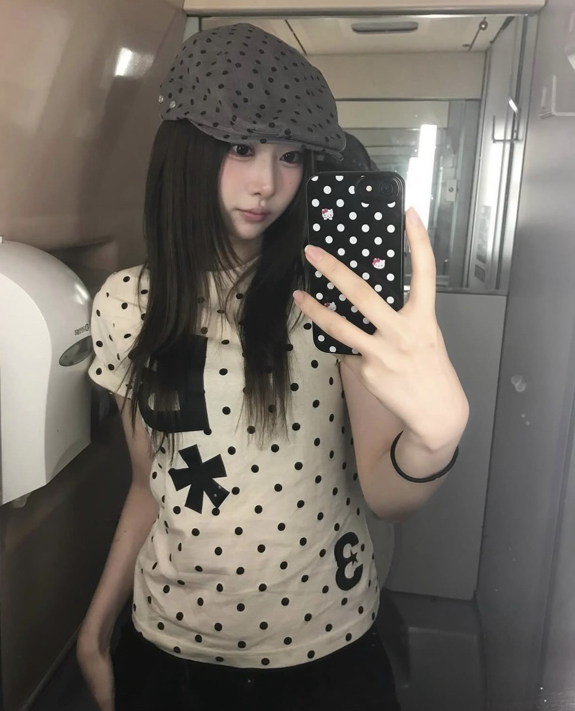 韓國 BAUF B logo 修身短T 三色