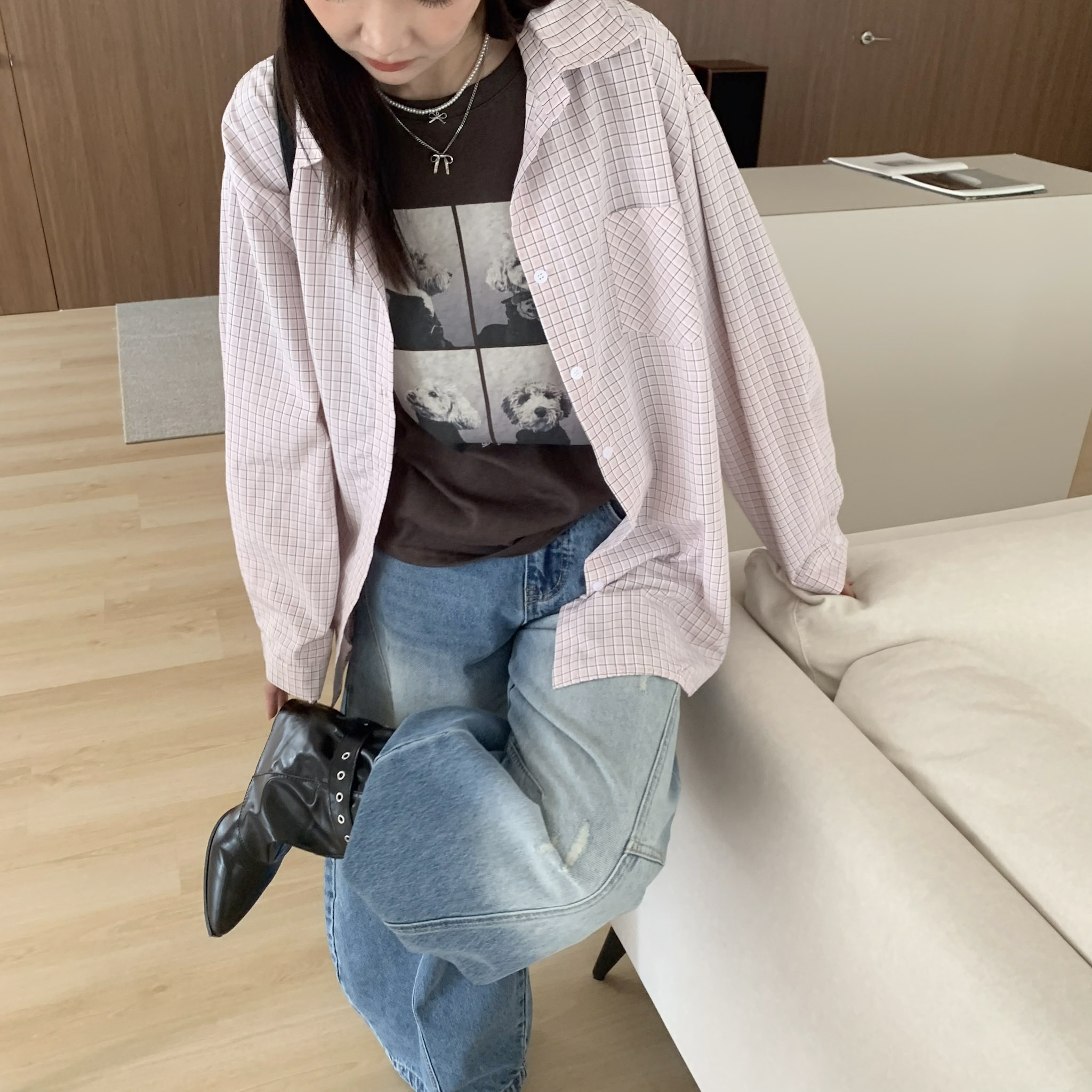 ISA_狗狗時刻 復古膠片四宮格oversized TEE_64033