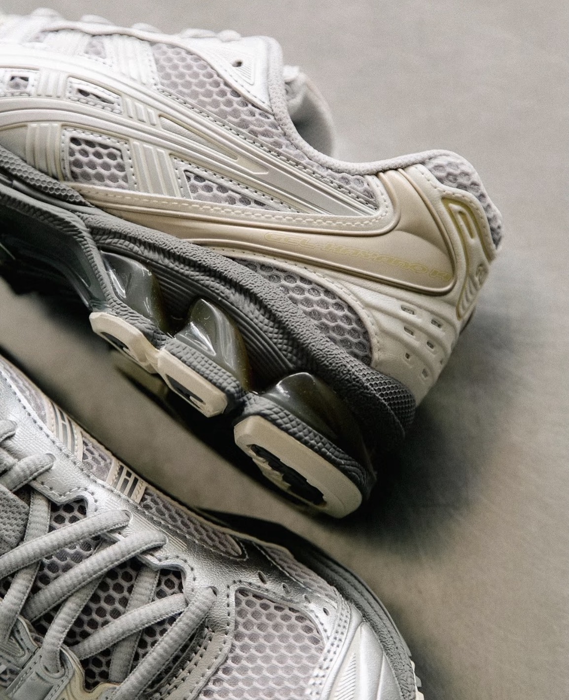 ASICS 慢跑鞋 GEL-KAYANO 14 灰銀 金屬 復古 男女 1203A537025