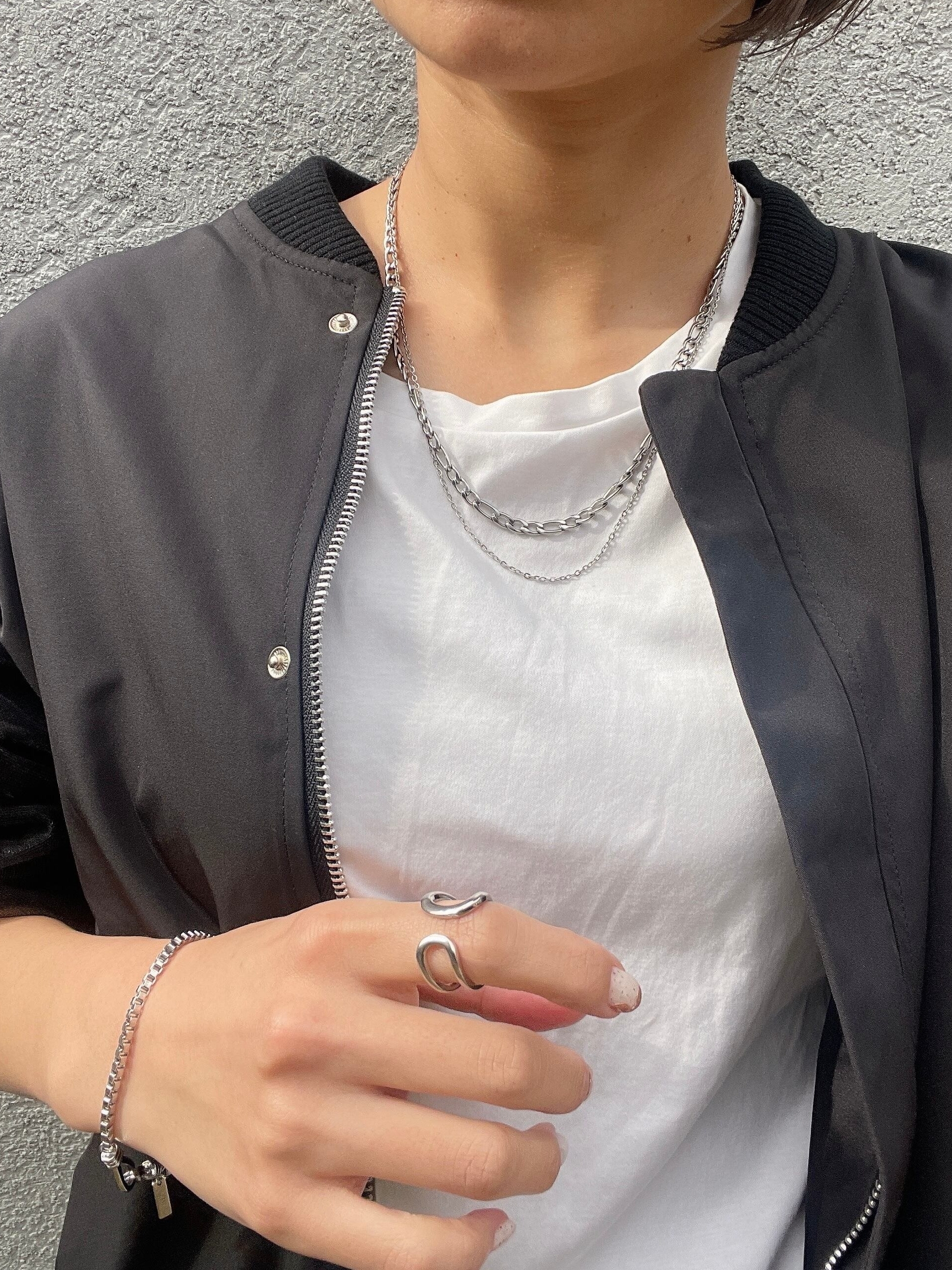 layer chain necklace