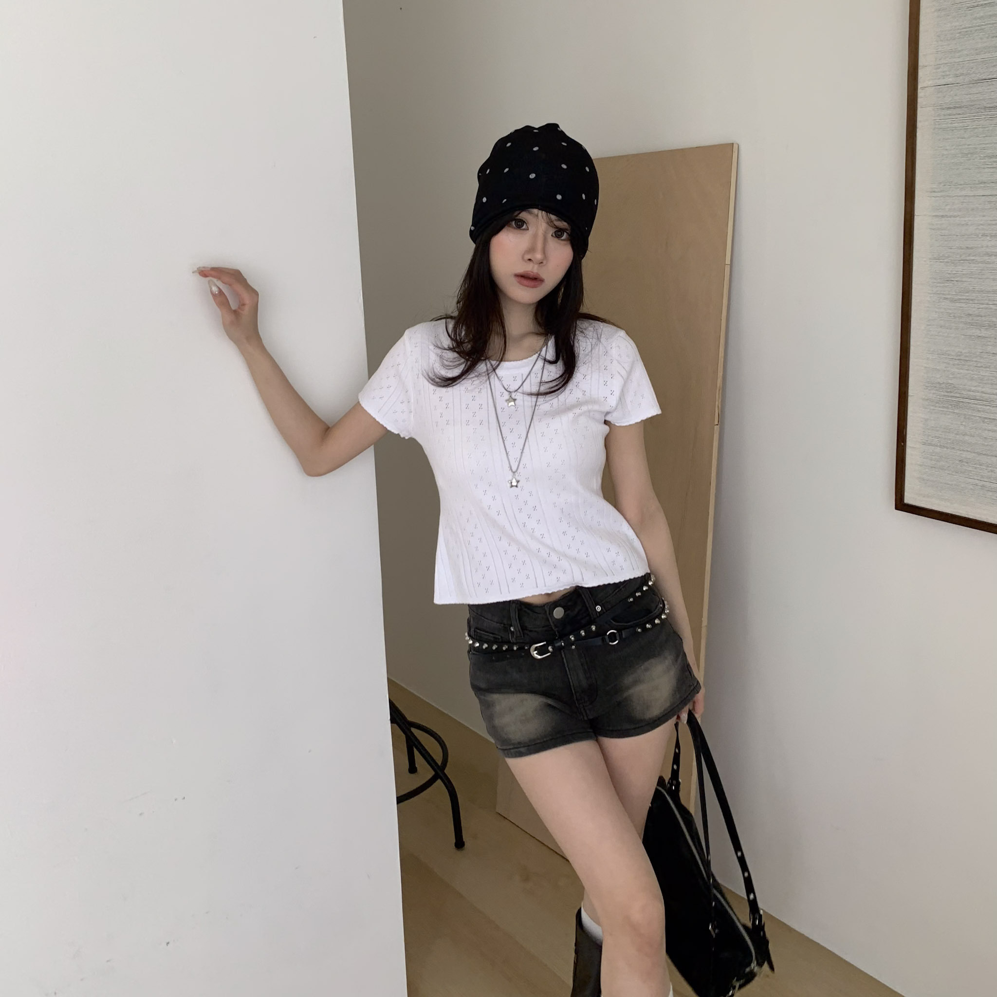 ISA_波浪記號 初戀感緹花鏤空針織短上衣_64040