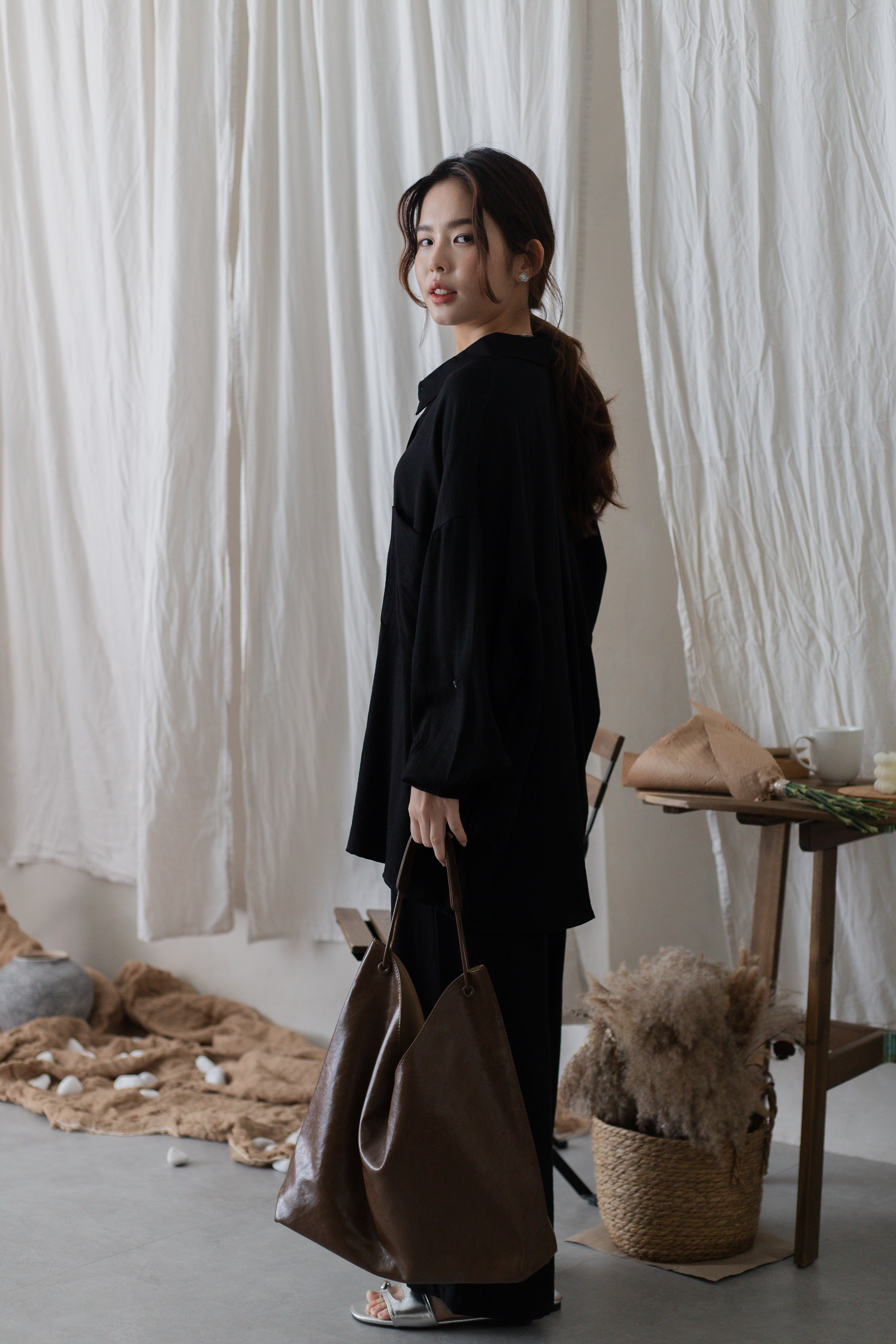 Bryne Relaxed Shirt Black -2700BLBLK