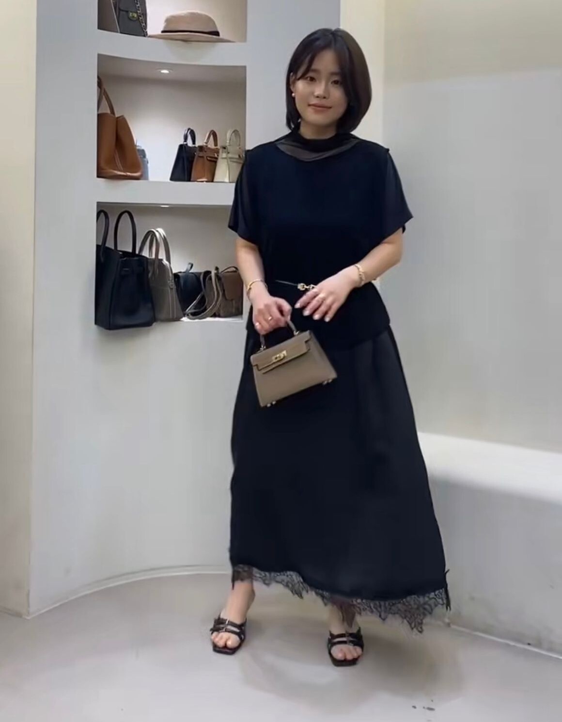 ER01 胸50 長23.5 $389 (一口價)