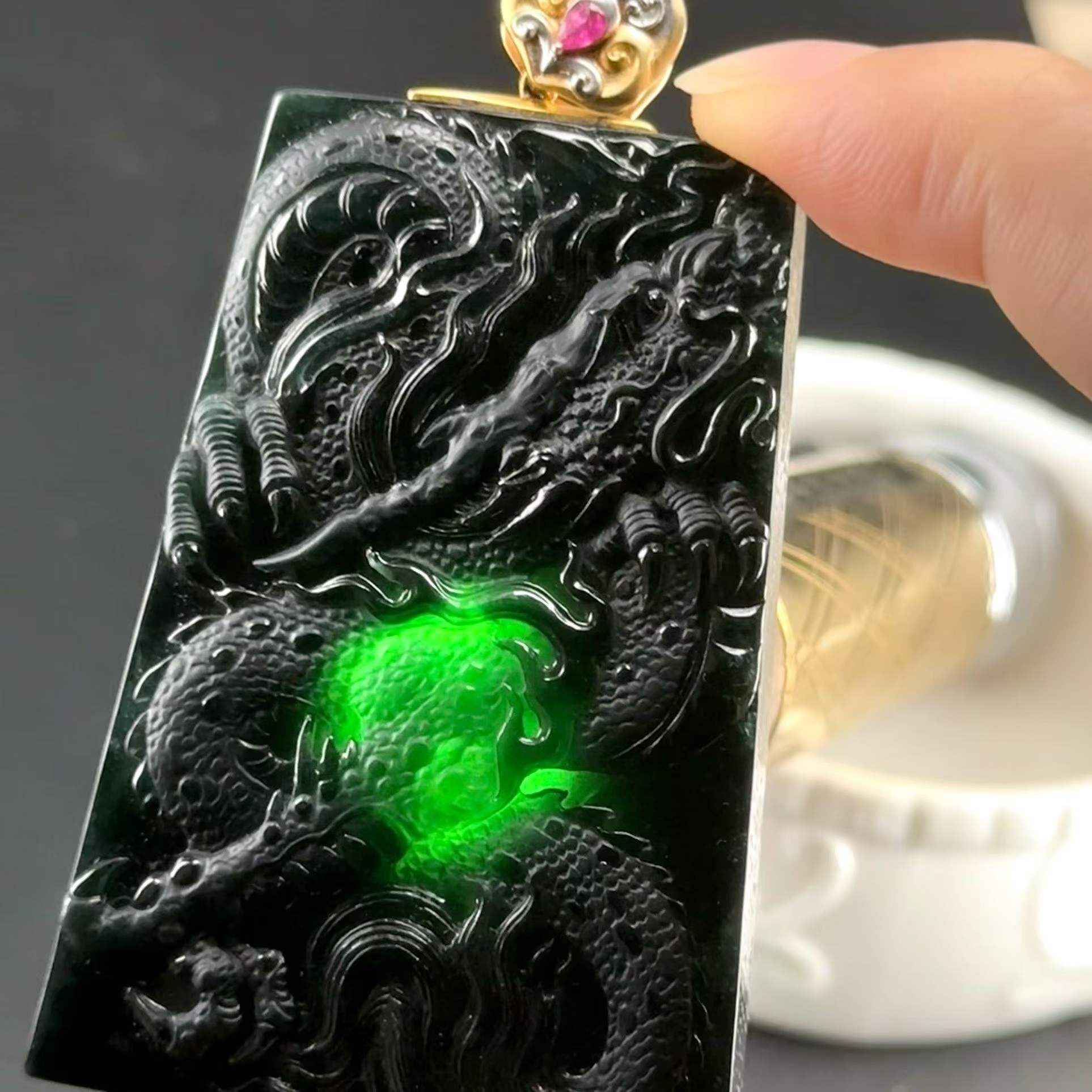 417349 翡翠墨翠龍牌