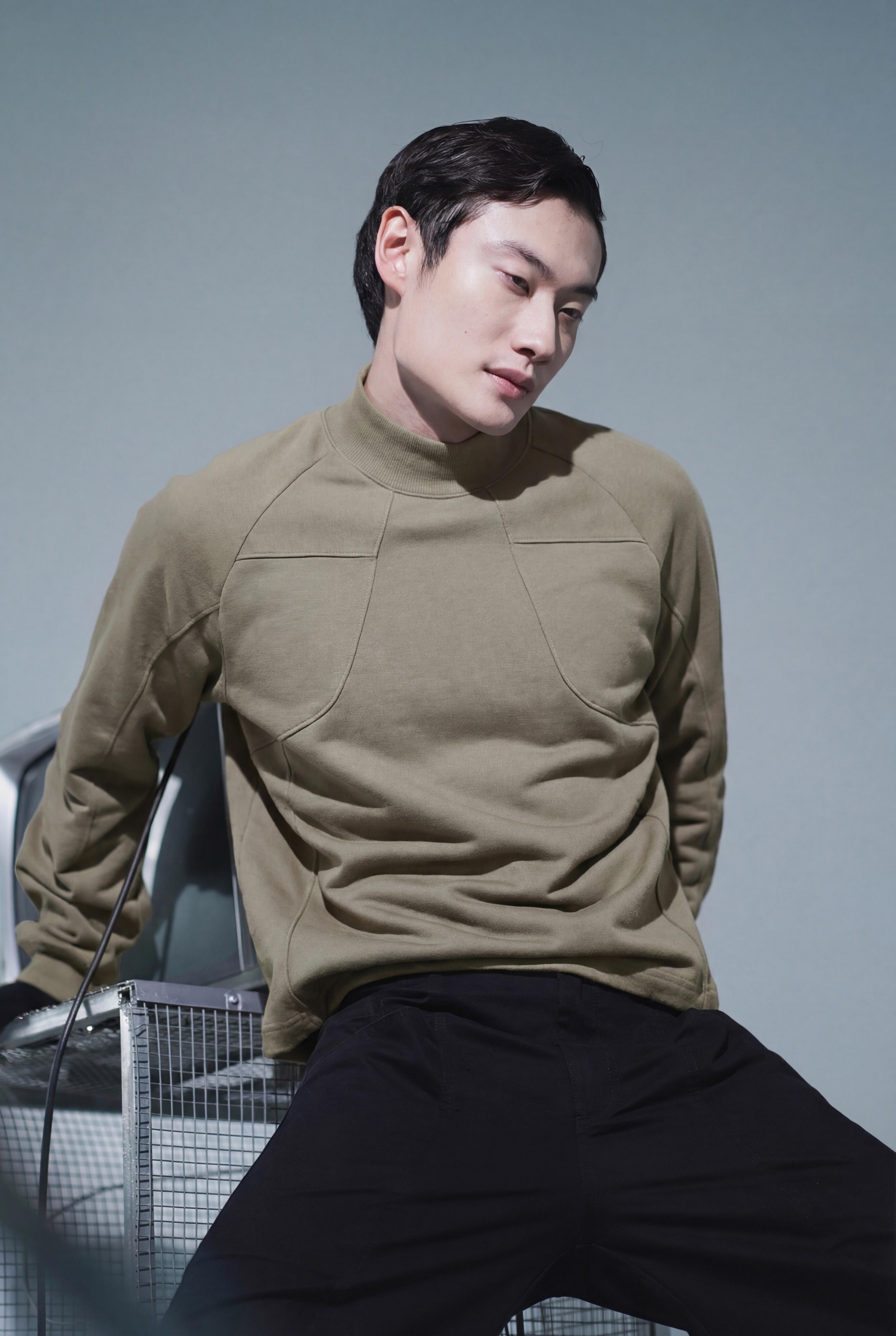 NETHOS N07 Module Logo Sweater 小高領 薄長袖