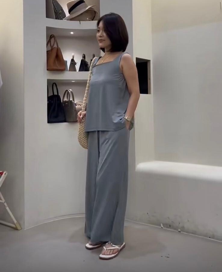 ER17 胸36-50長19.5 $389 (一口價)