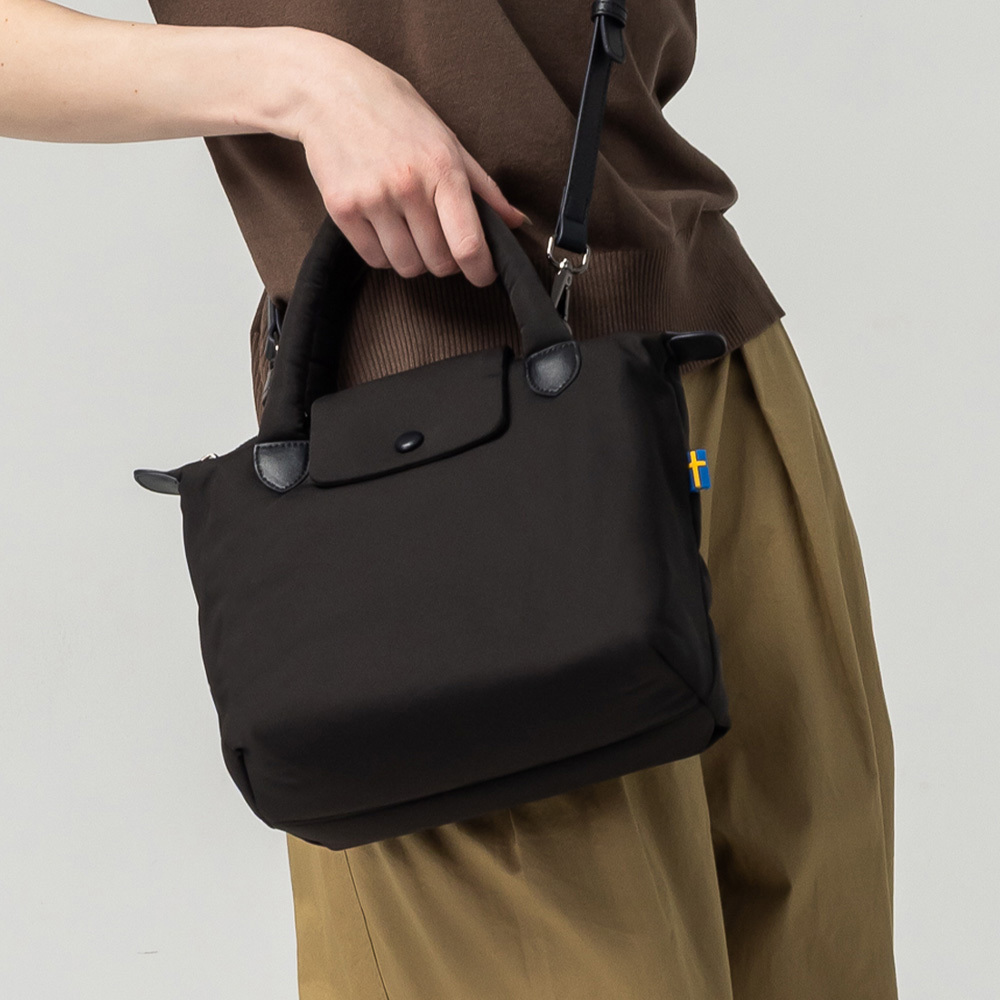 【新品預購】瑞典雲朵包系列｜防潑水 雲朵 水餃包(黑)M