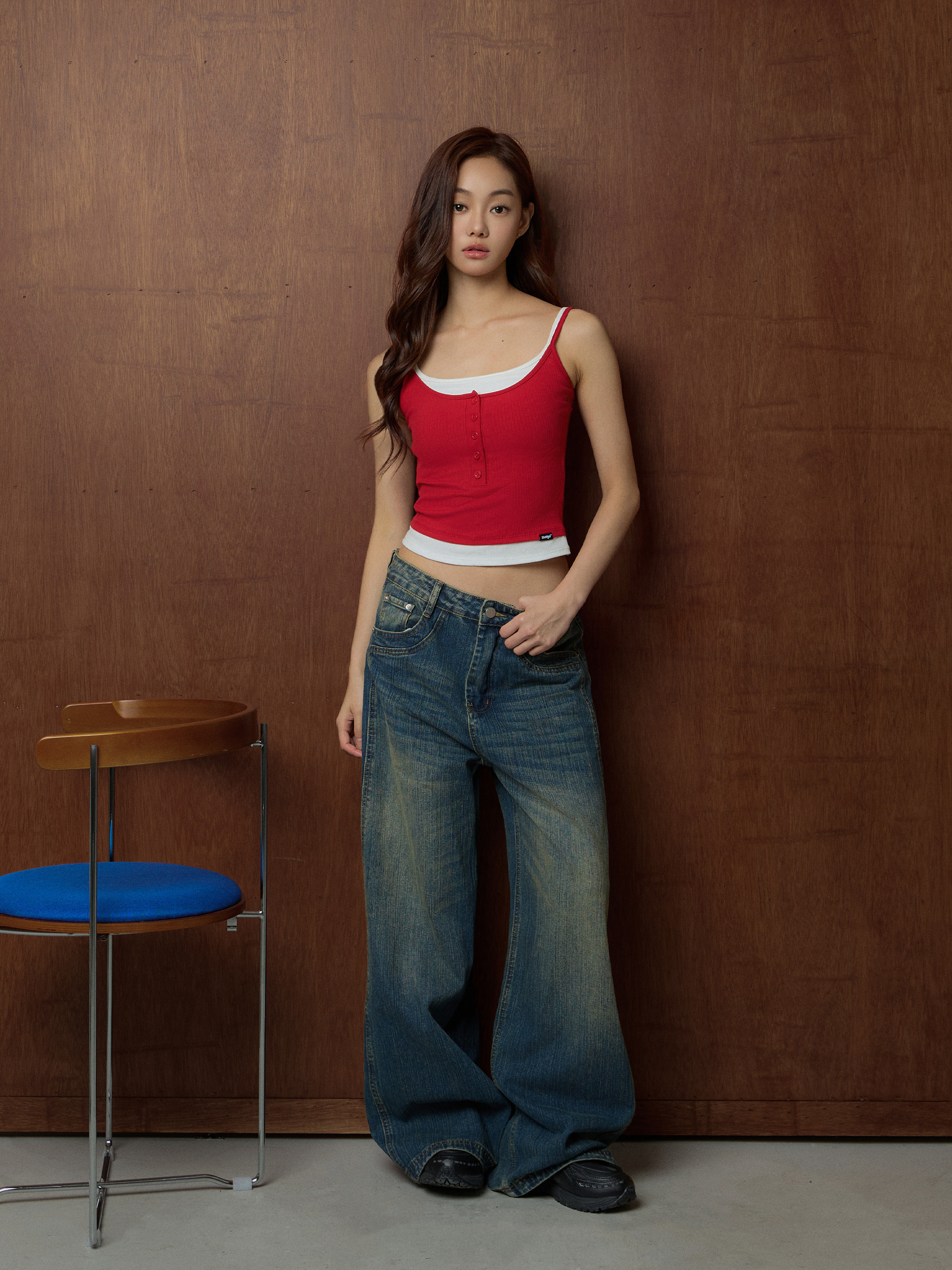 水洗直筒牛仔褲