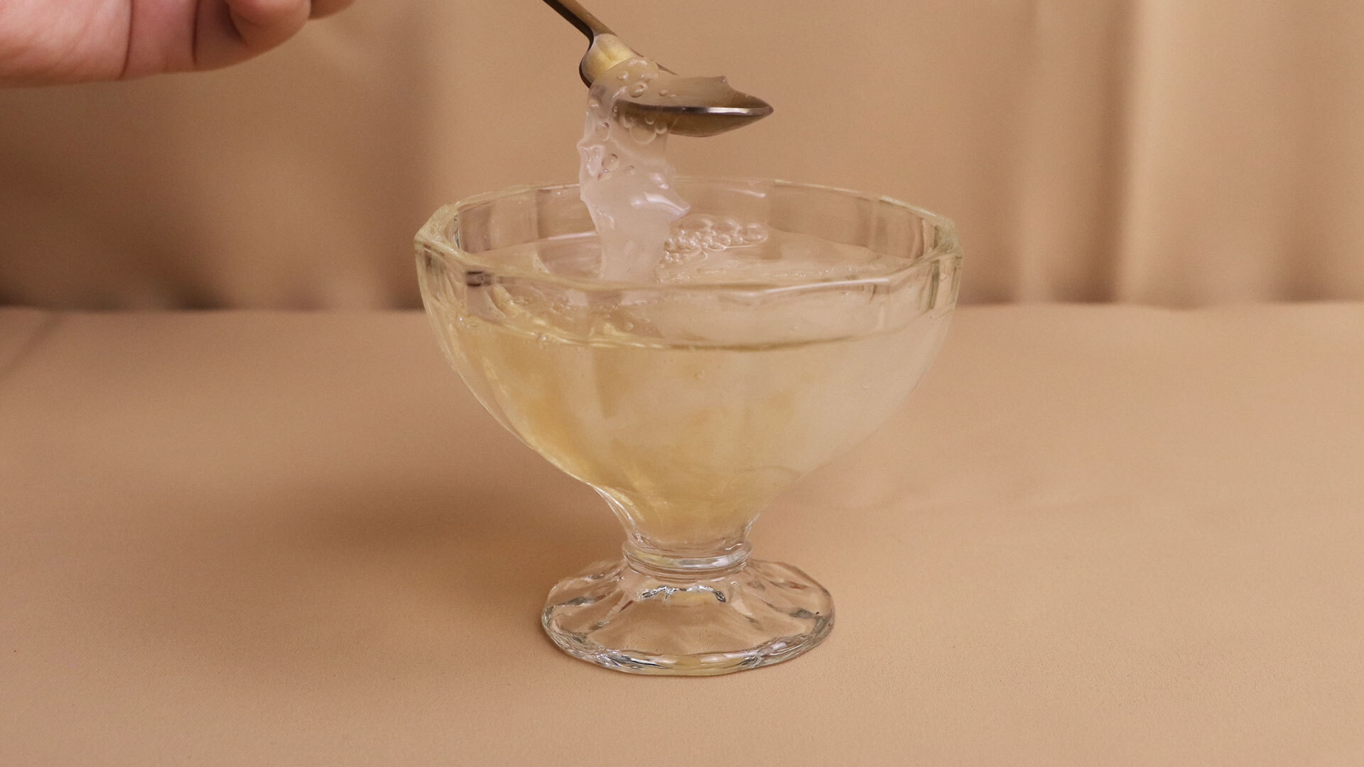 8more燕窩含量升級。