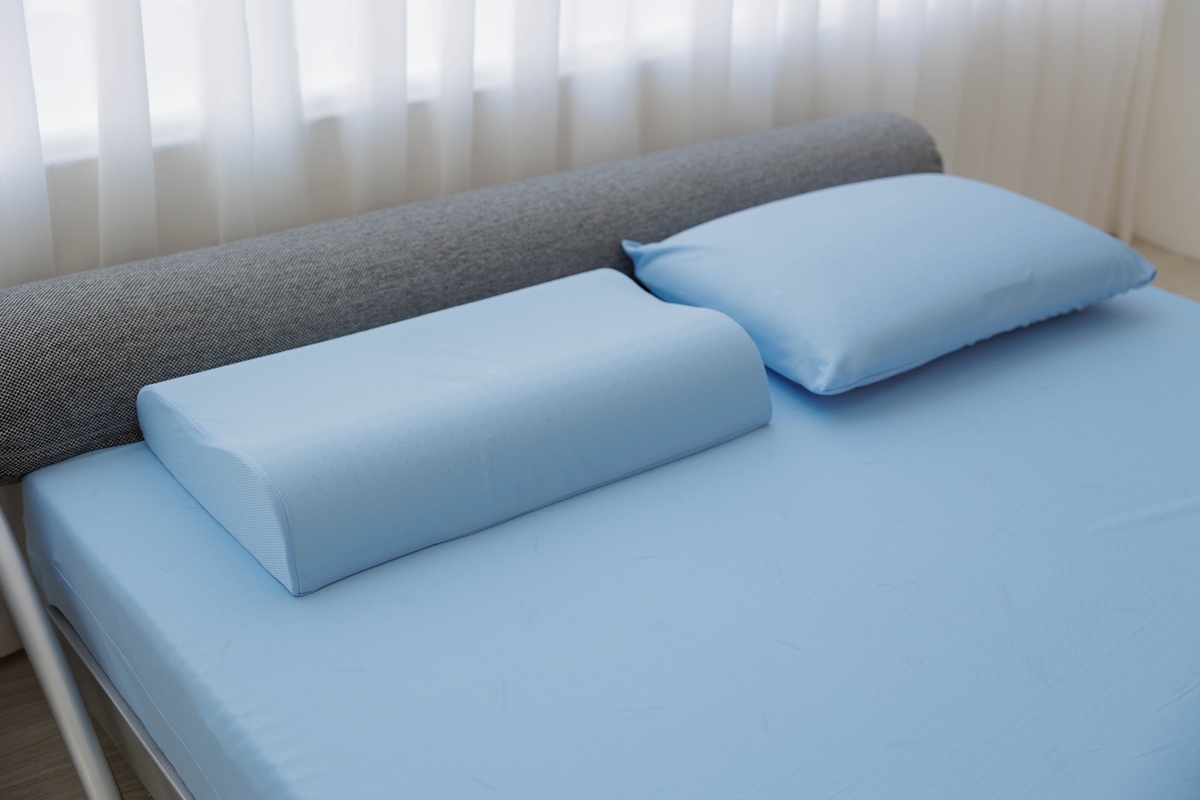 森好眠乳膠枕頭與吸濕排汗床墊細節特寫