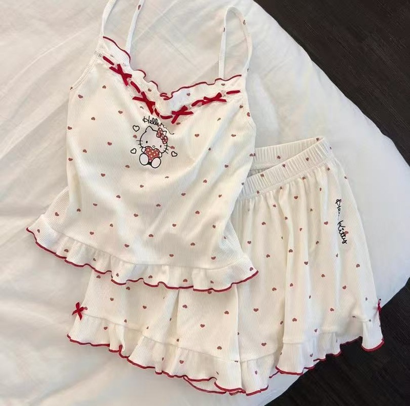 【Hello Kitty】紅色愛心木耳邊細肩帶睡衣套裝(自帶胸墊)