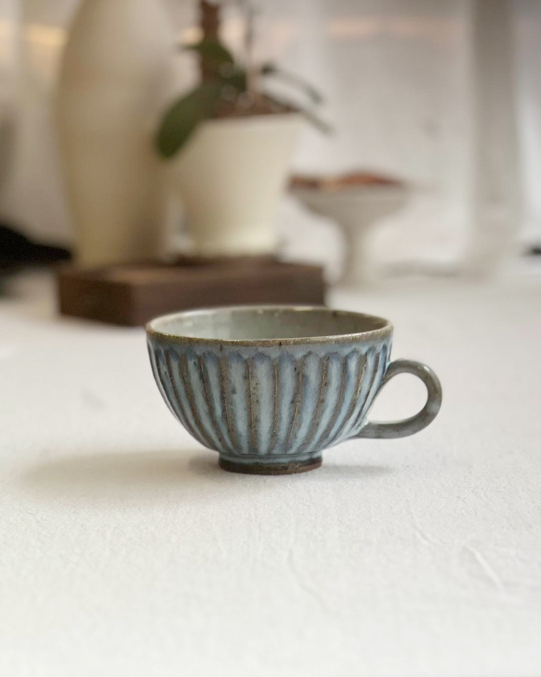 手工陶器 青萩雕刻 闊口杯｜信樂燒