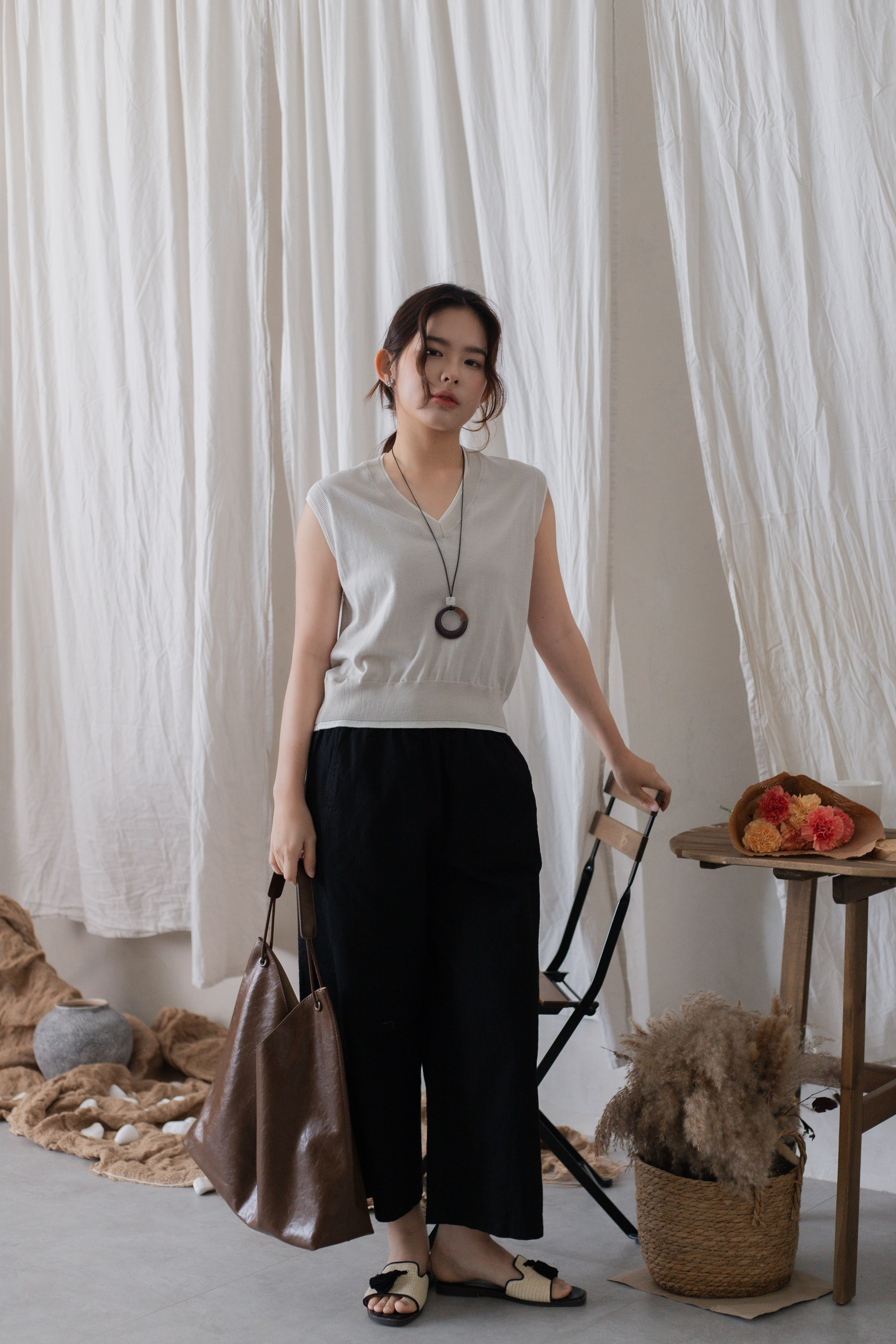 Thena Contrast Knit Top Beige -2710BVBEI