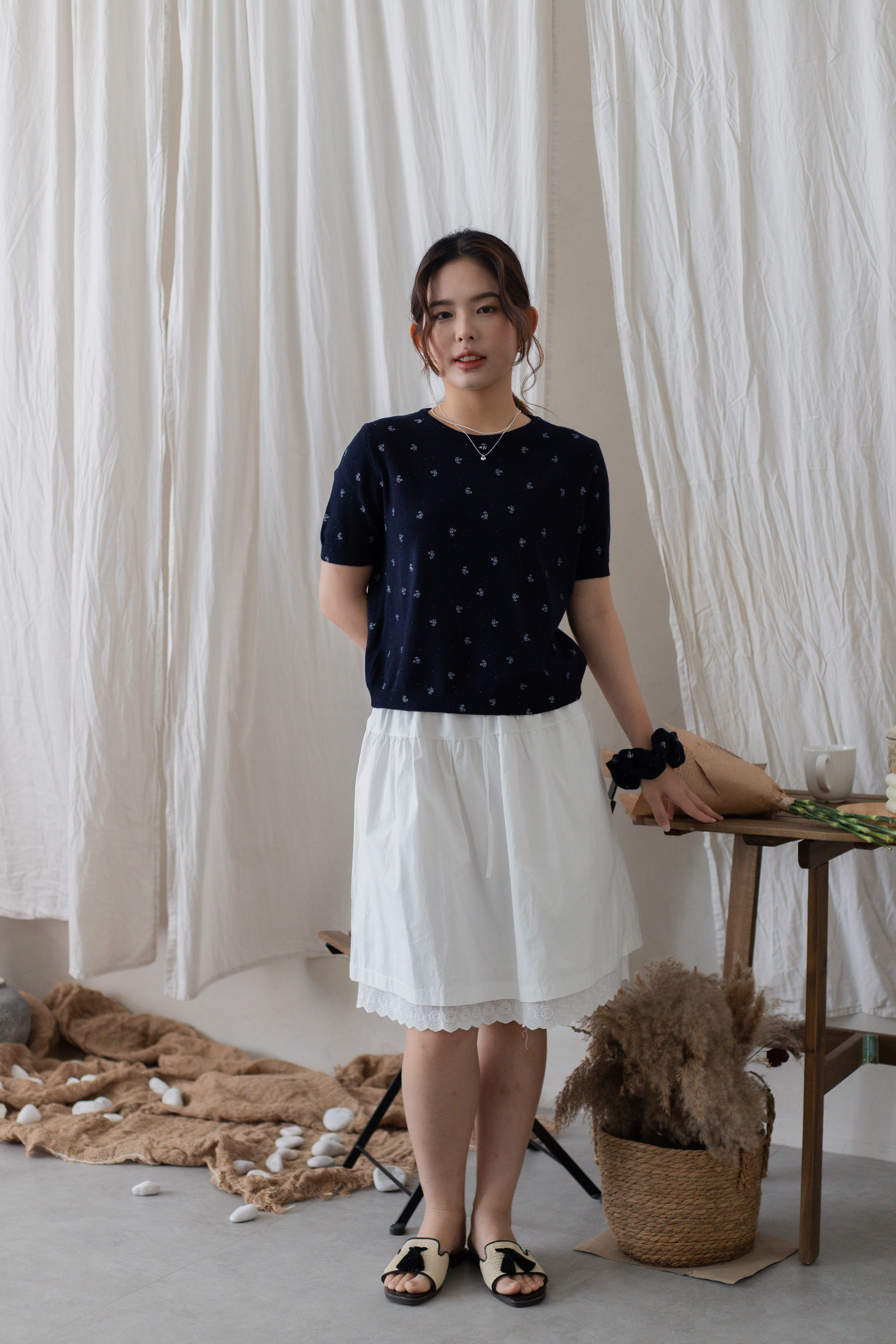 Cloudie Floral Knit Top Navy  (with scrunchies) -2706KSNAV