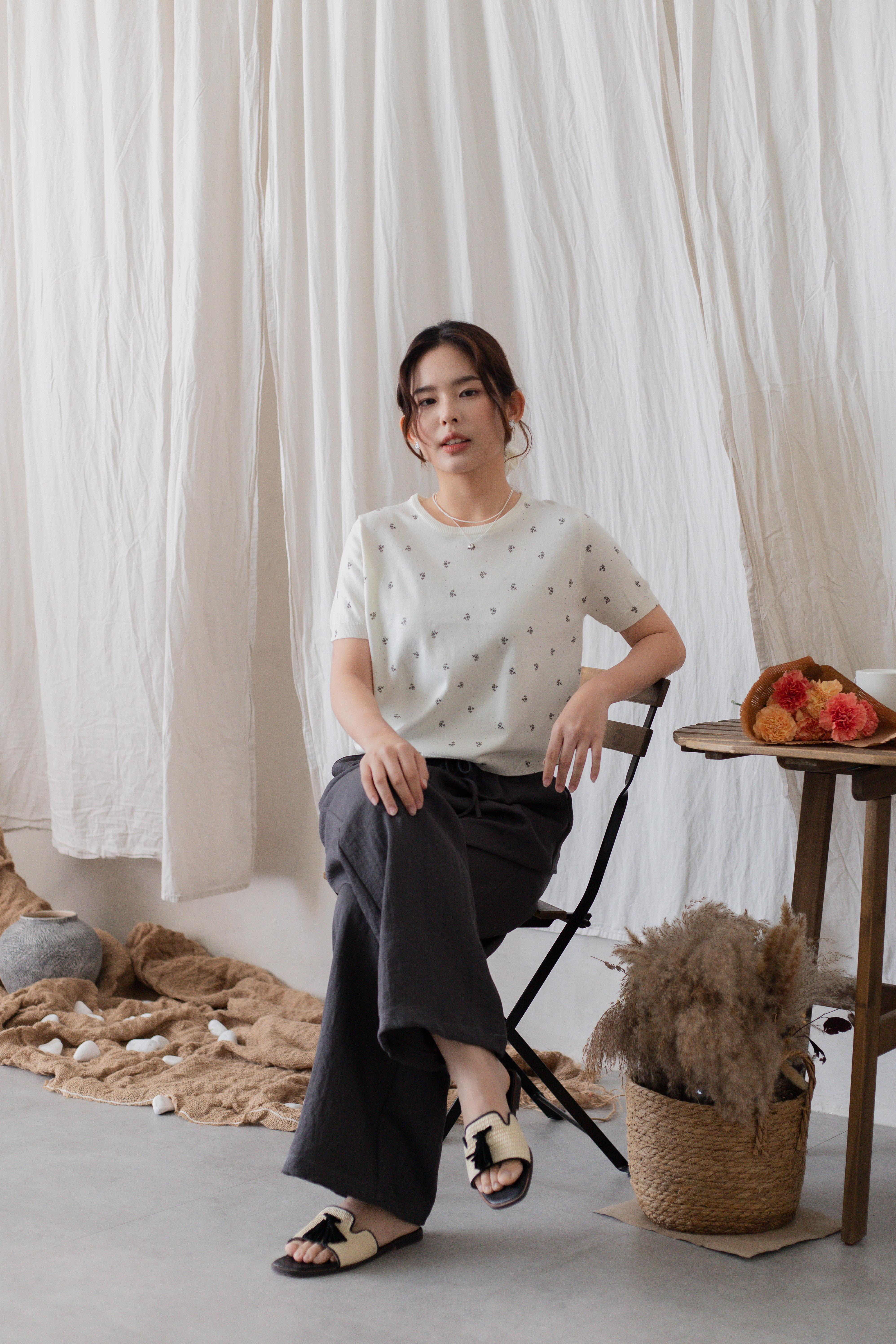 Cloudie Floral Knit Top Beige (with scrunchies) -2706KSBEI