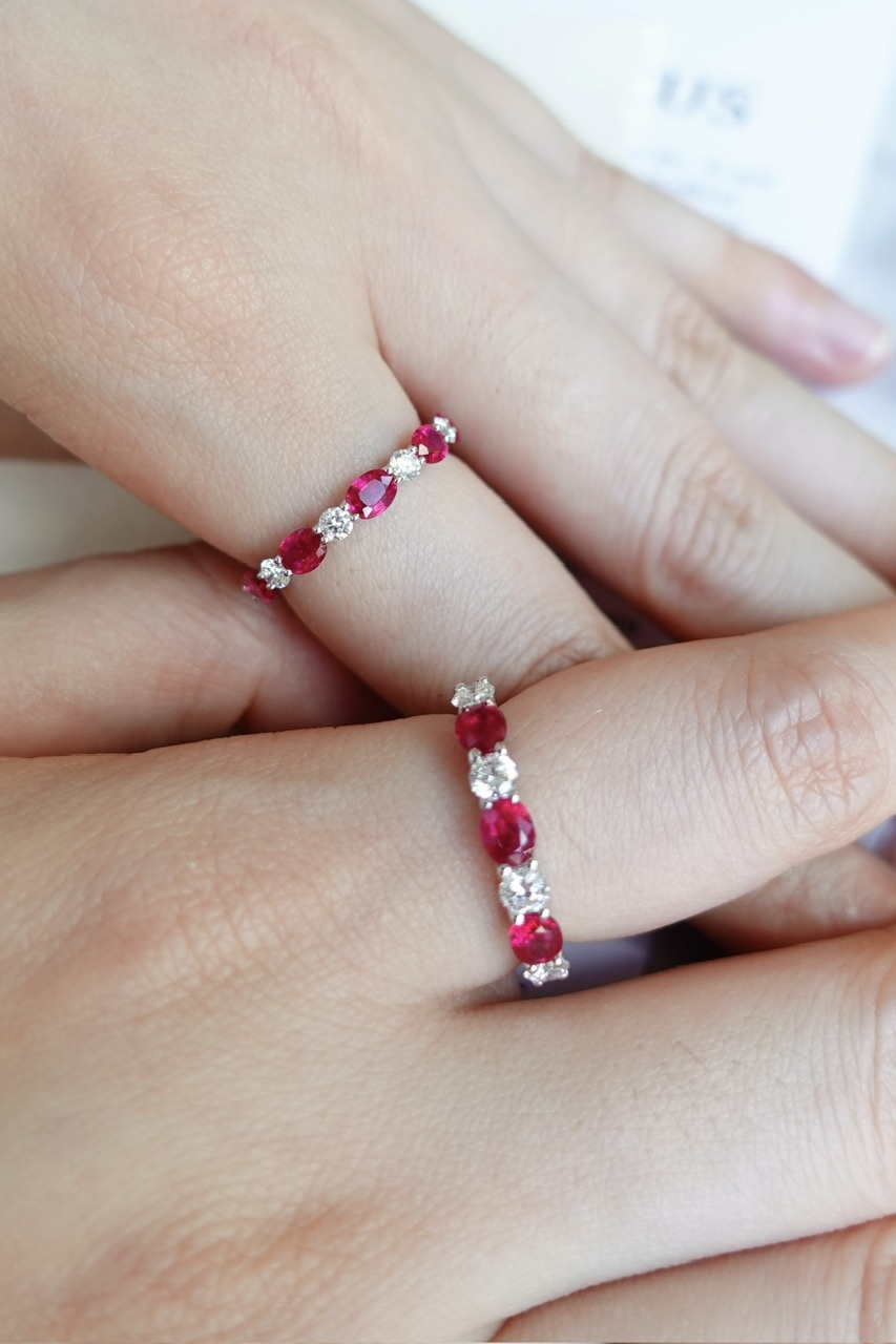 18K金天然紅寶石鑽石排戒-橢圓形切割