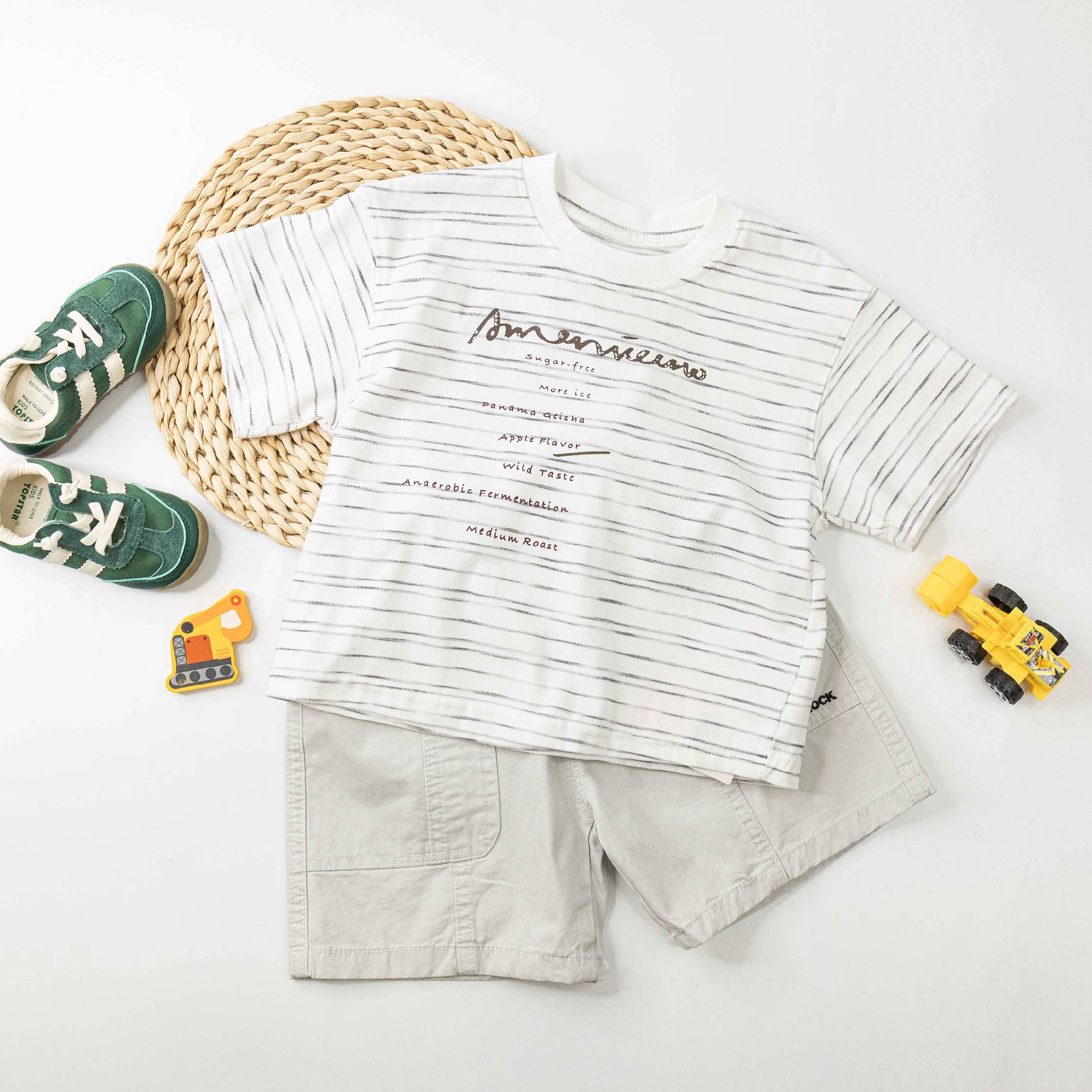 質感手寫英字條紋上衣 (H60056)