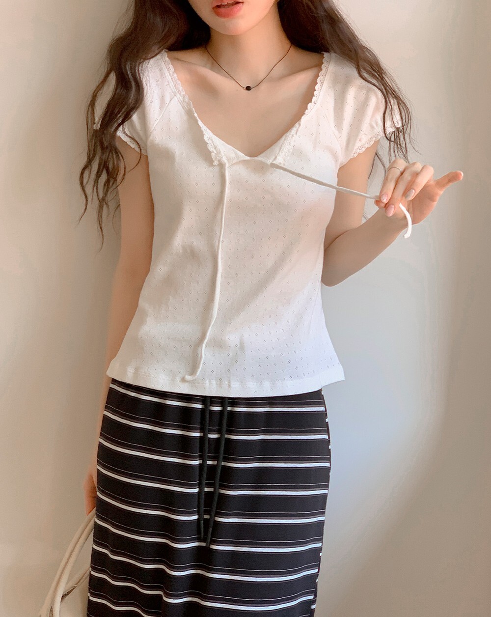 韓國grace muse授權 甜感自在蕾絲滾邊小綁帶上衣