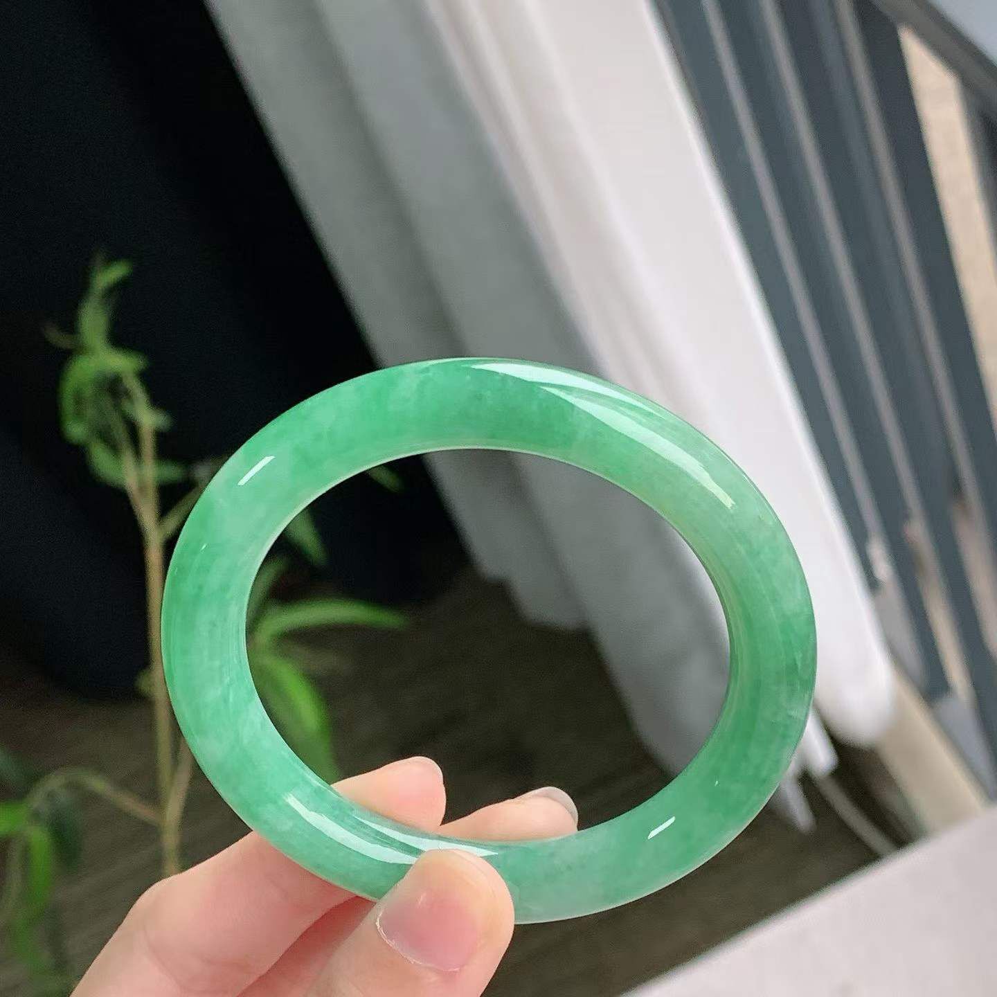 冰滿綠翡翠圓條手鐲,天然翡翠A玉, 緬甸玉, Jade, Jadeite