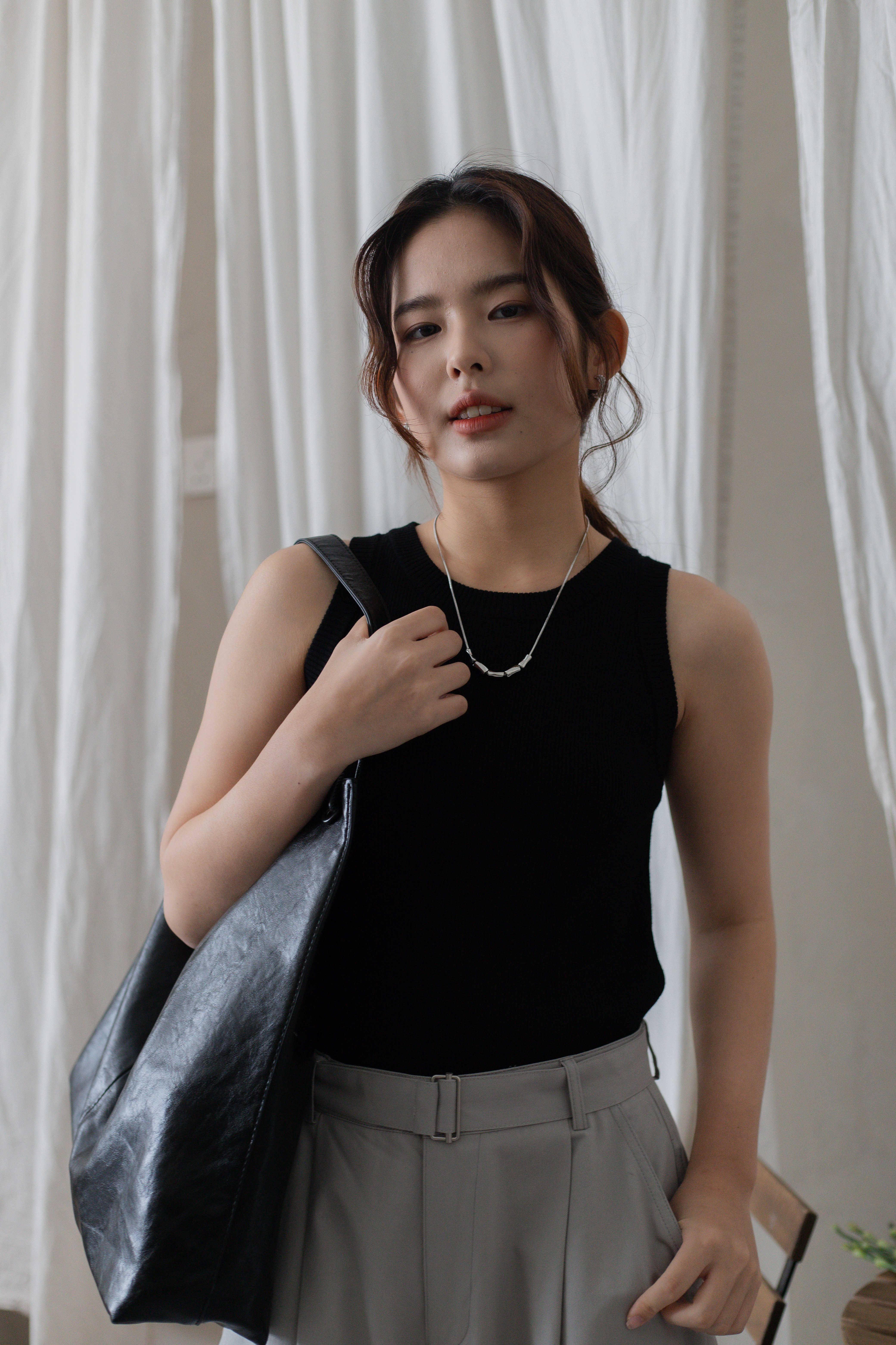 Maisie Cube Necklace -D146