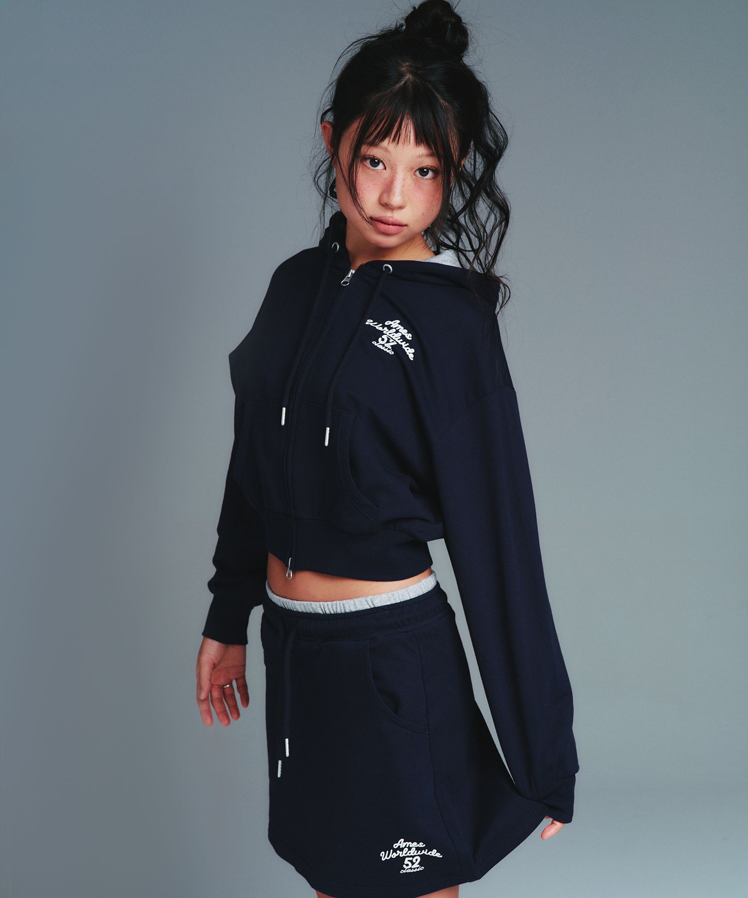 AMES-WORLDWIDE 經典棉短裙 海軍藍 AM2GSFPA99ANV