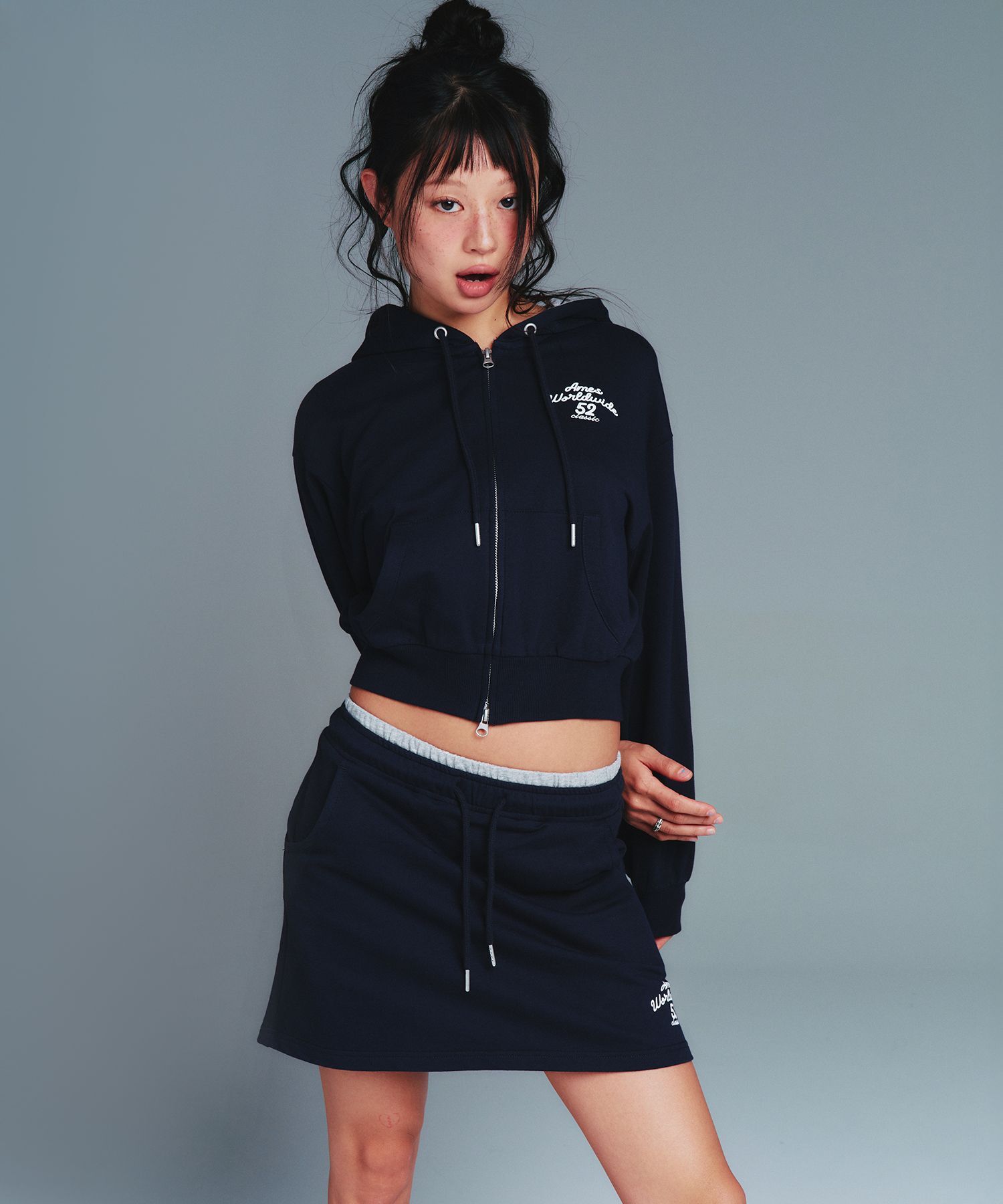 AMES-WORLDWIDE 經典棉短裙 海軍藍 AM2GSFPA99ANV