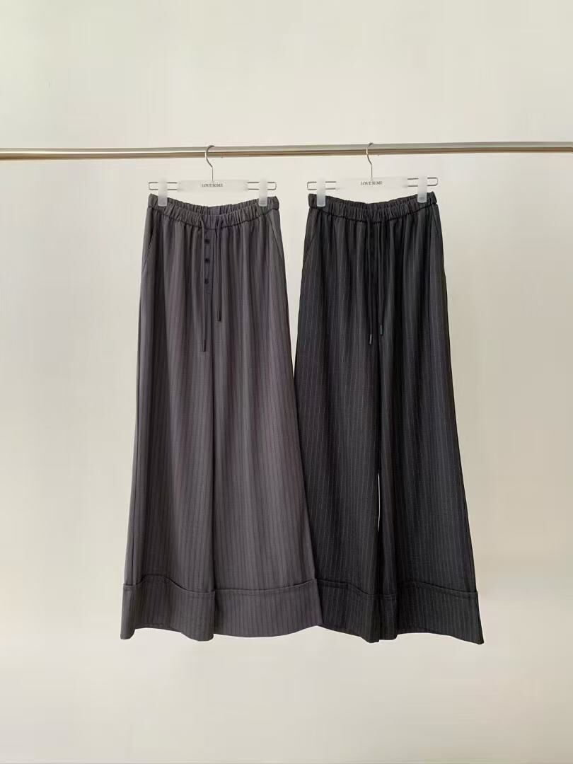 WW2628 Saint Button PT