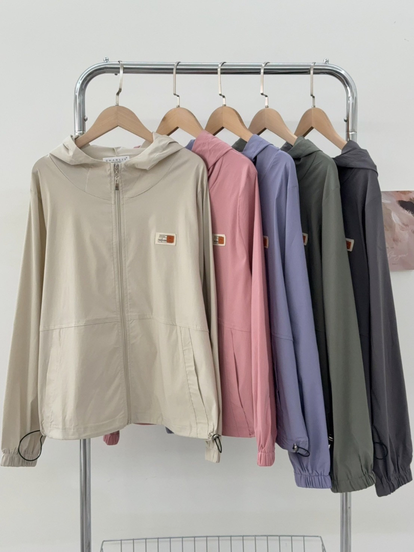 輕薄防風設計★輕薄連帽拉鍊外套