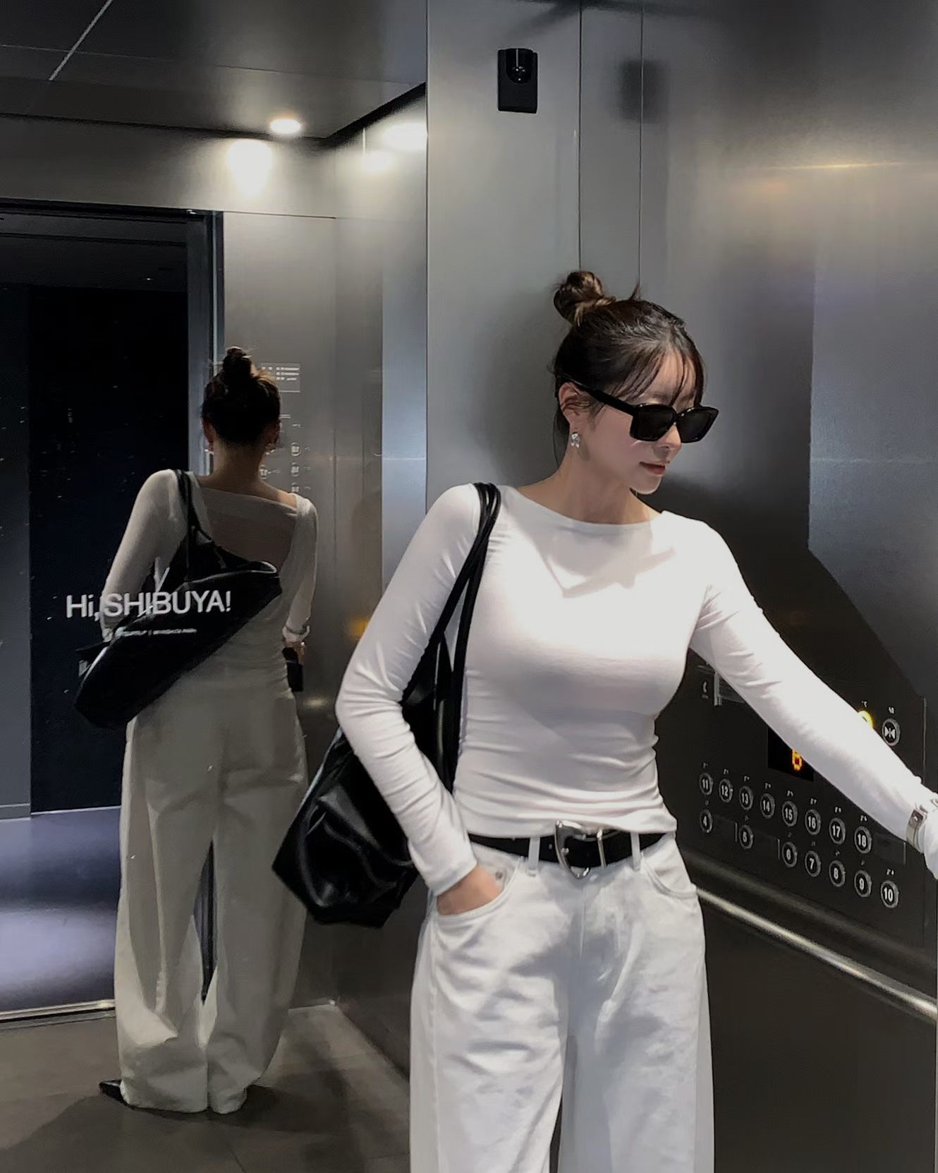 RD2629 Aura Back Tee