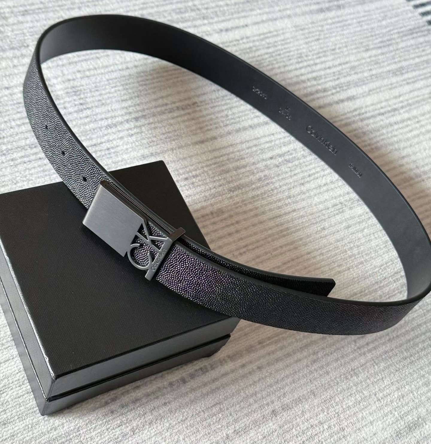 Calvin Klein 男款皮帶