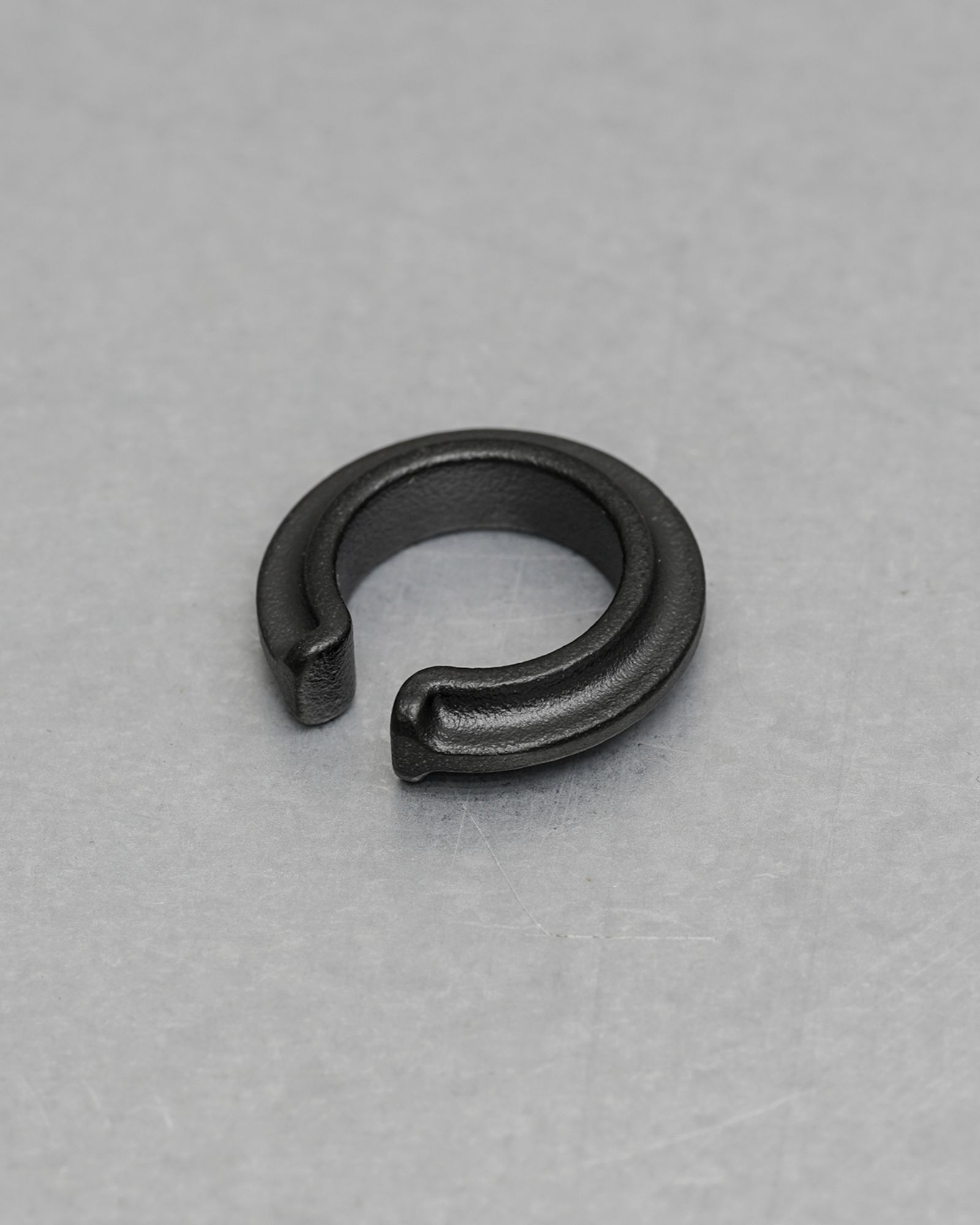 Drilling Lab Framework Ear Cuff FR-EC01 (霧黑）
