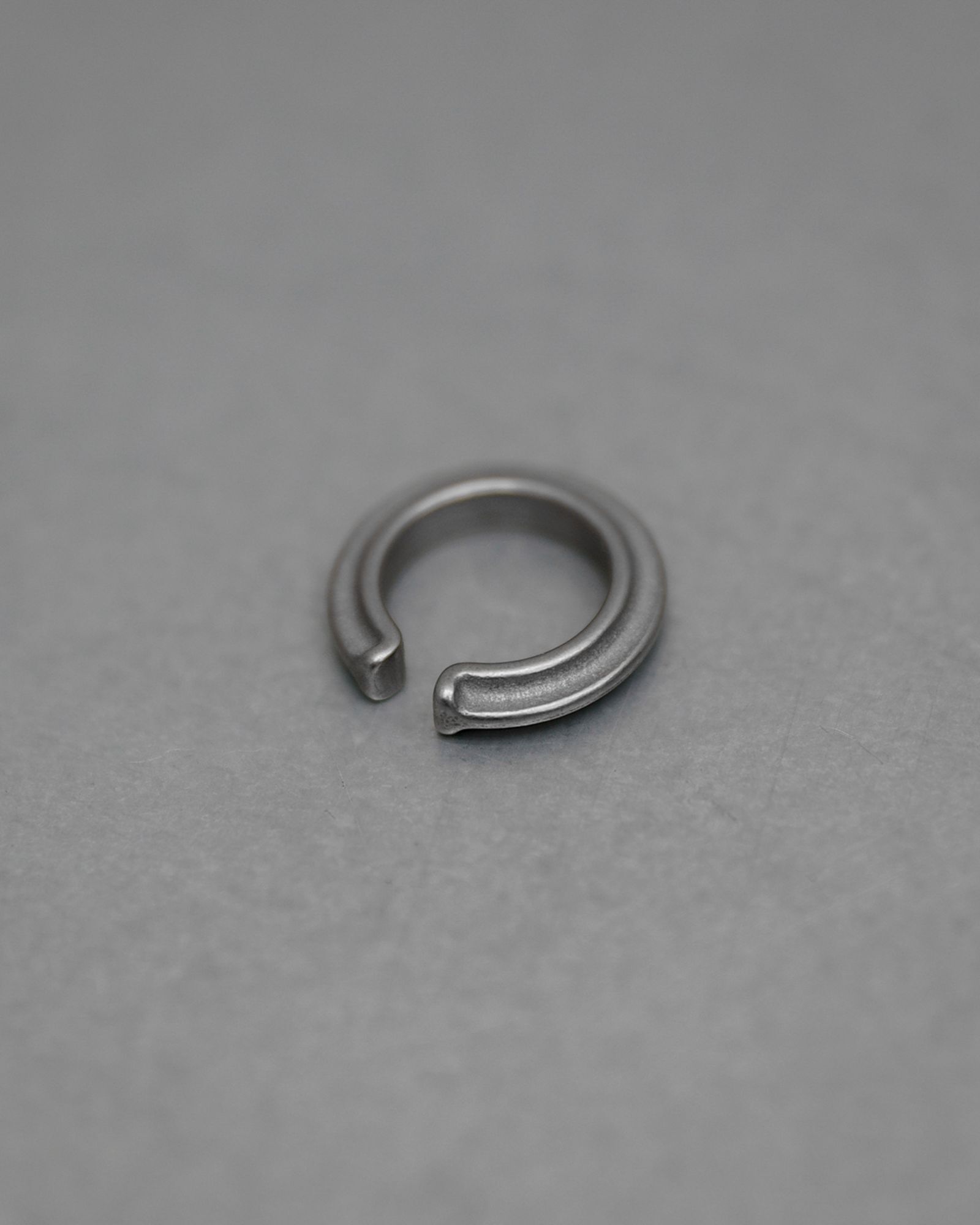 Drilling Lab Framework Ear Cuff FR-EC01 (霧銀）