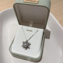 A21 -  AKOYA雪花旋轉純銀頸鏈（配盒）* AKOYA7.5-8mm銀灰