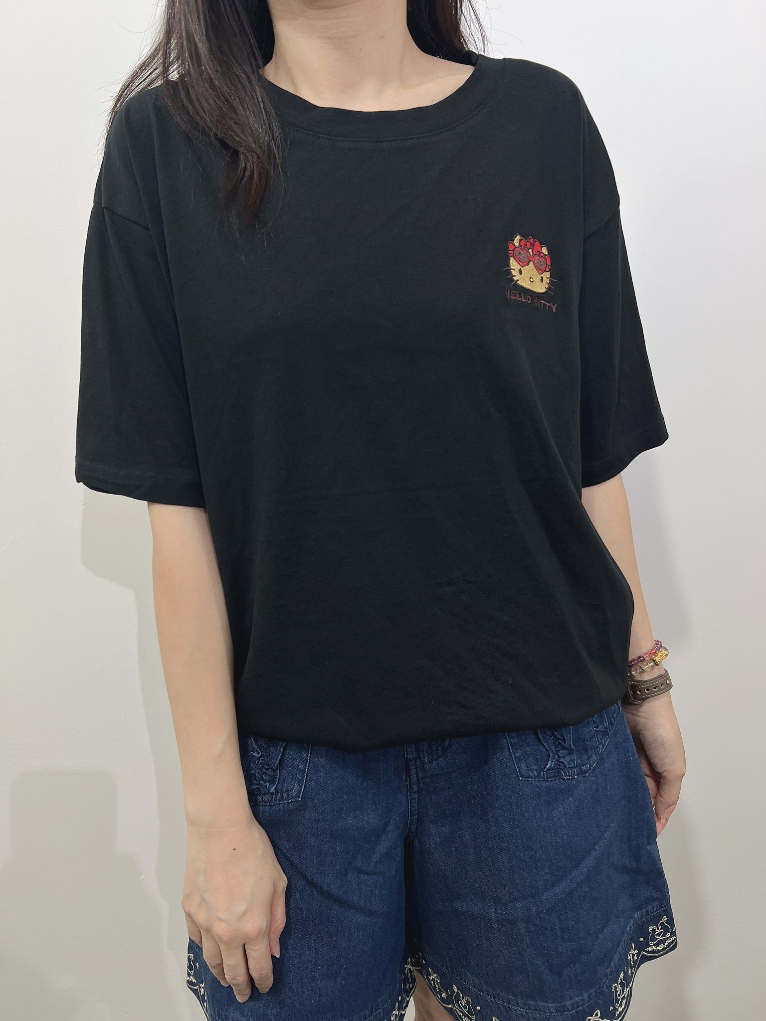 Hello kitty 曬燶刺繡頭 top