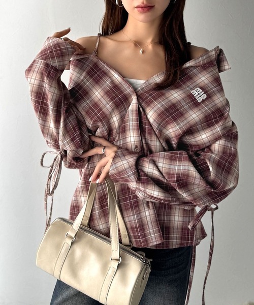 260423 MILY BILET 百搭兩穿露肩格紋長袖裇衫