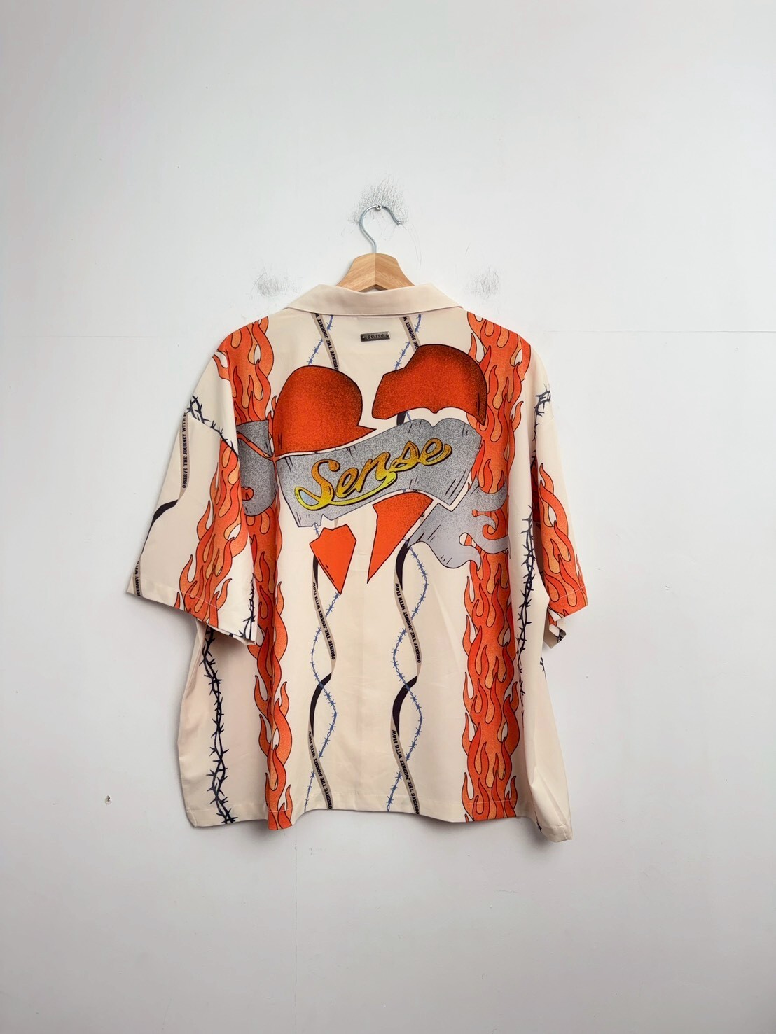 SENSE Flame Heart Print Shirt SIZE L