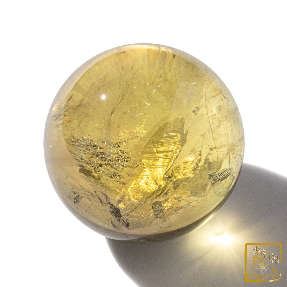 黃水晶球 6.7cm 旺偏財運
