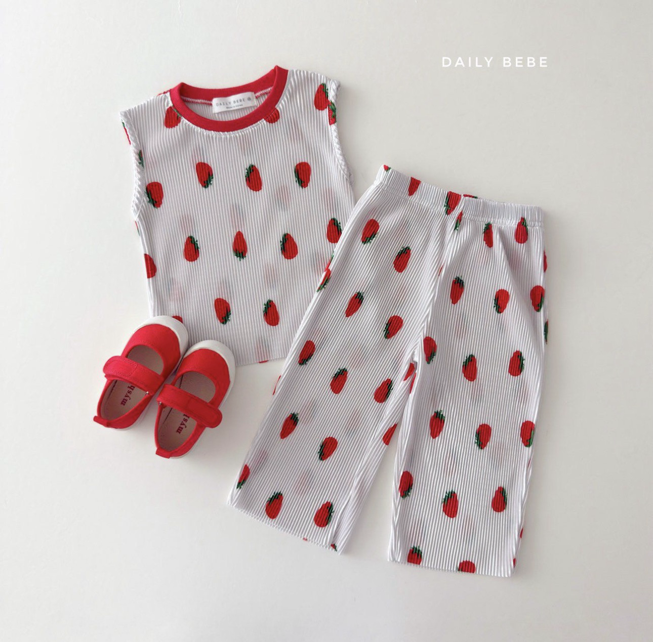 Daily Bebe Color Pleated Set