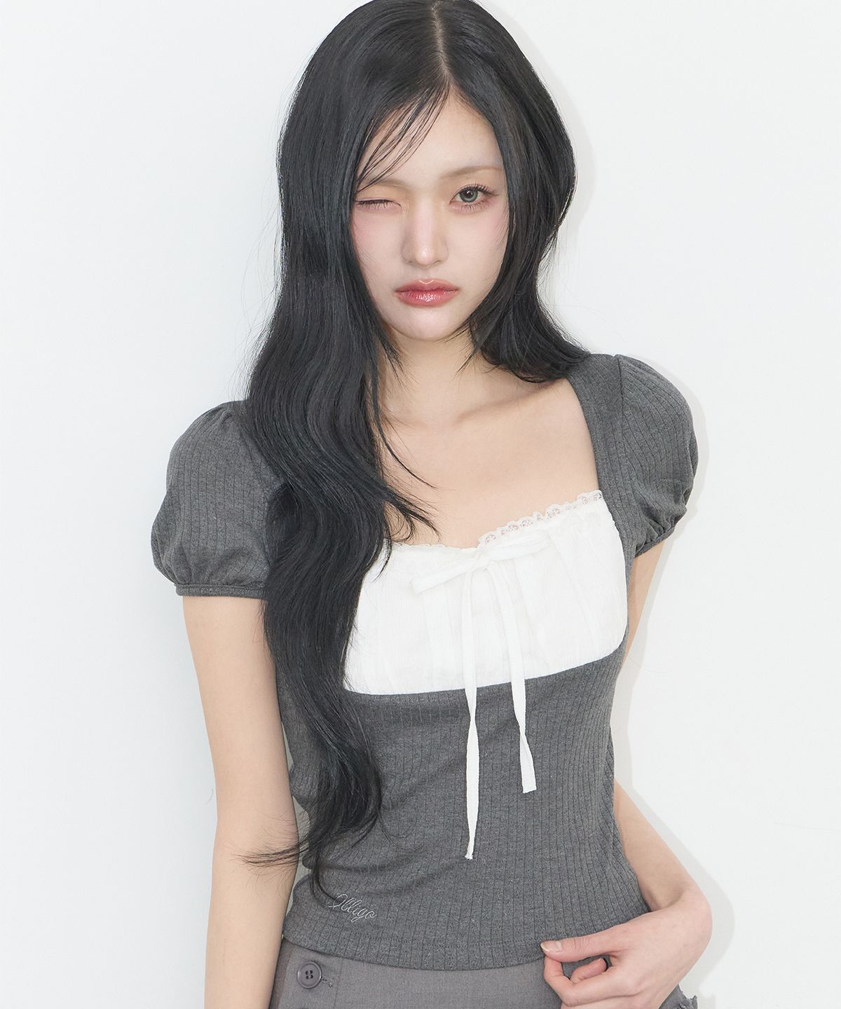 ILLIGO 方領蕾絲上衣 炭灰 26SMTOP21CH