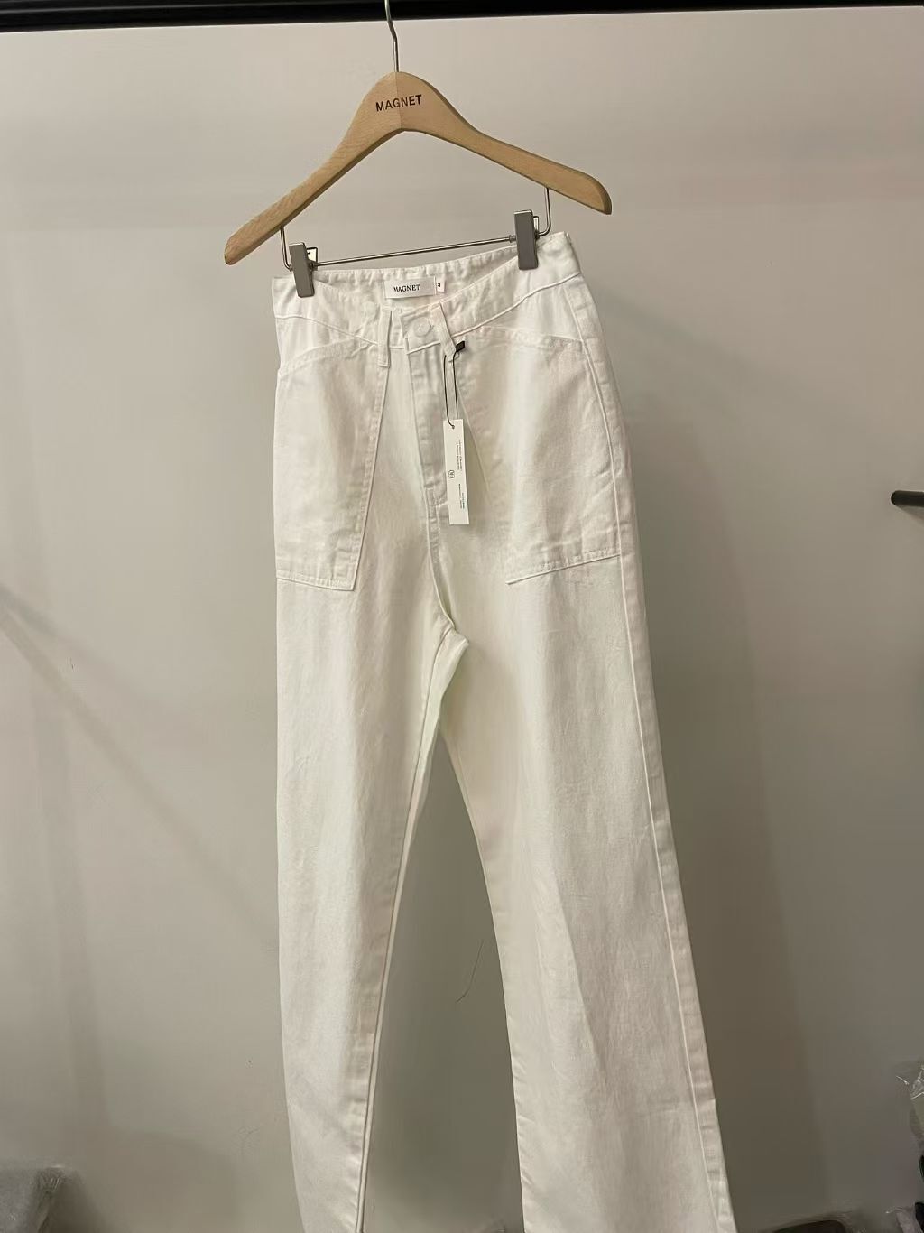 MN6123 夏日必備純白直筒薄牛仔褲