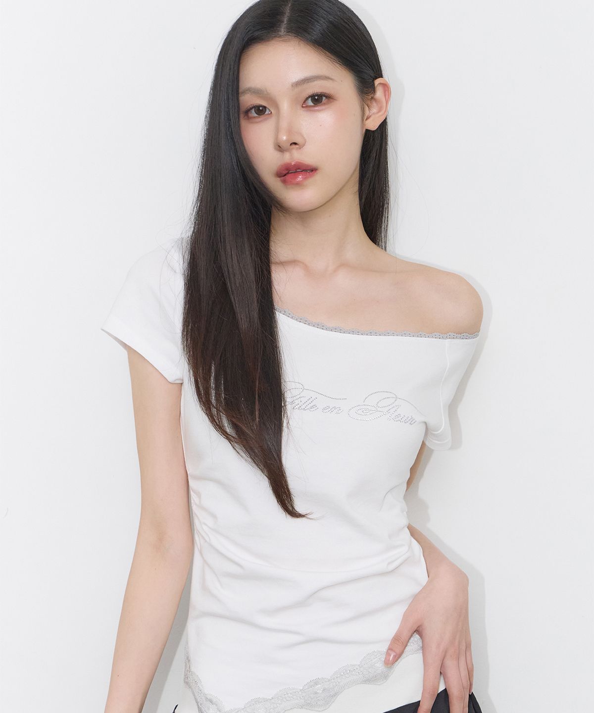 ILLIGO 蕾絲單肩縮褶上衣 白色 26SMTOP12WH